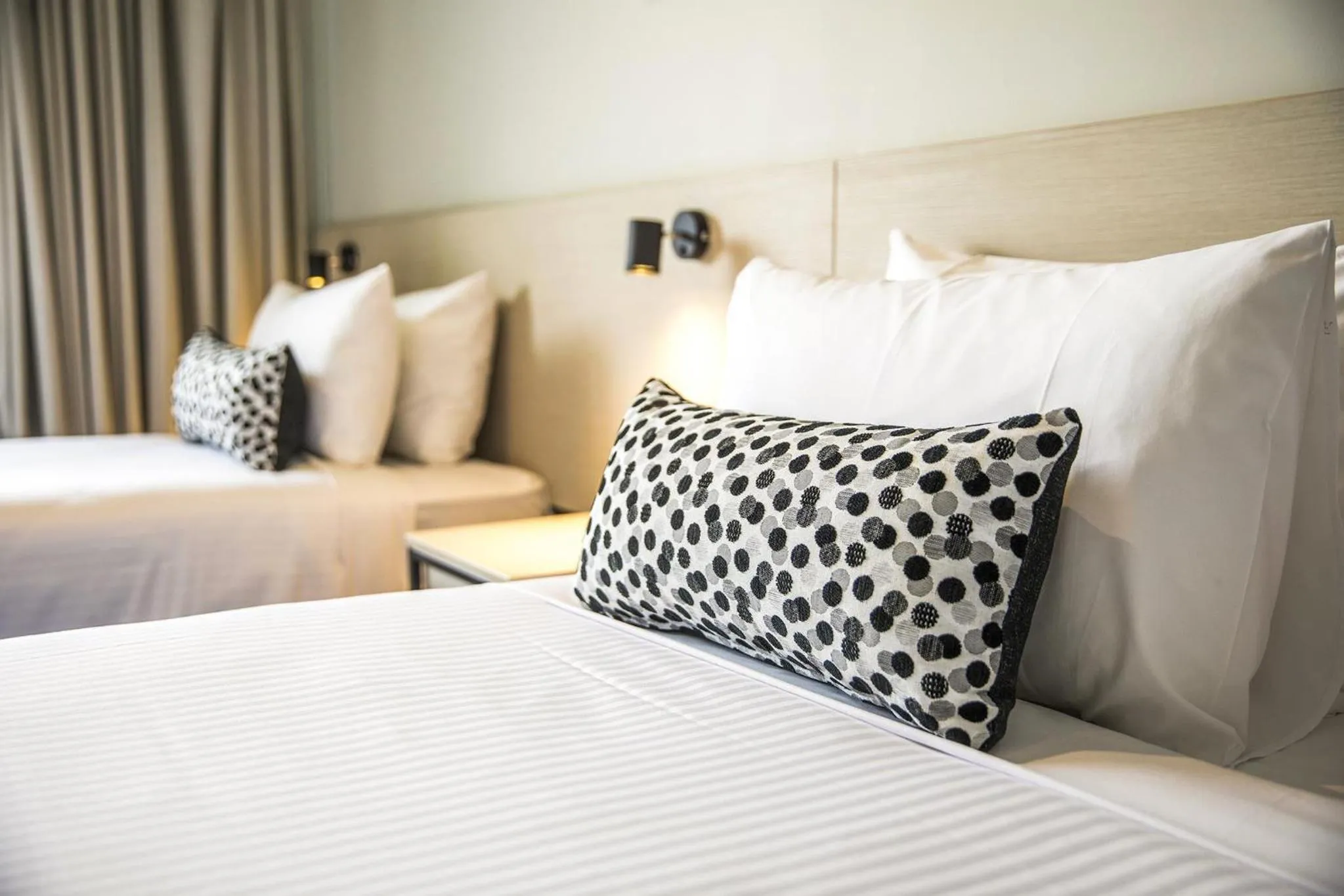 Bedroom, Bed in Nightcap at Seaford Hotel