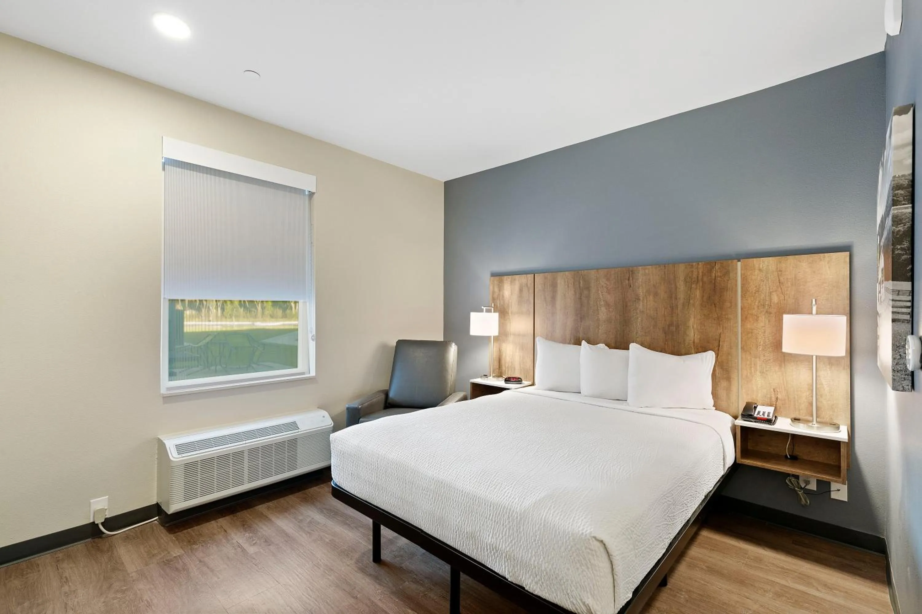 Bed in Extended Stay America Premier Suites - Tampa - Fairgrounds - Casino