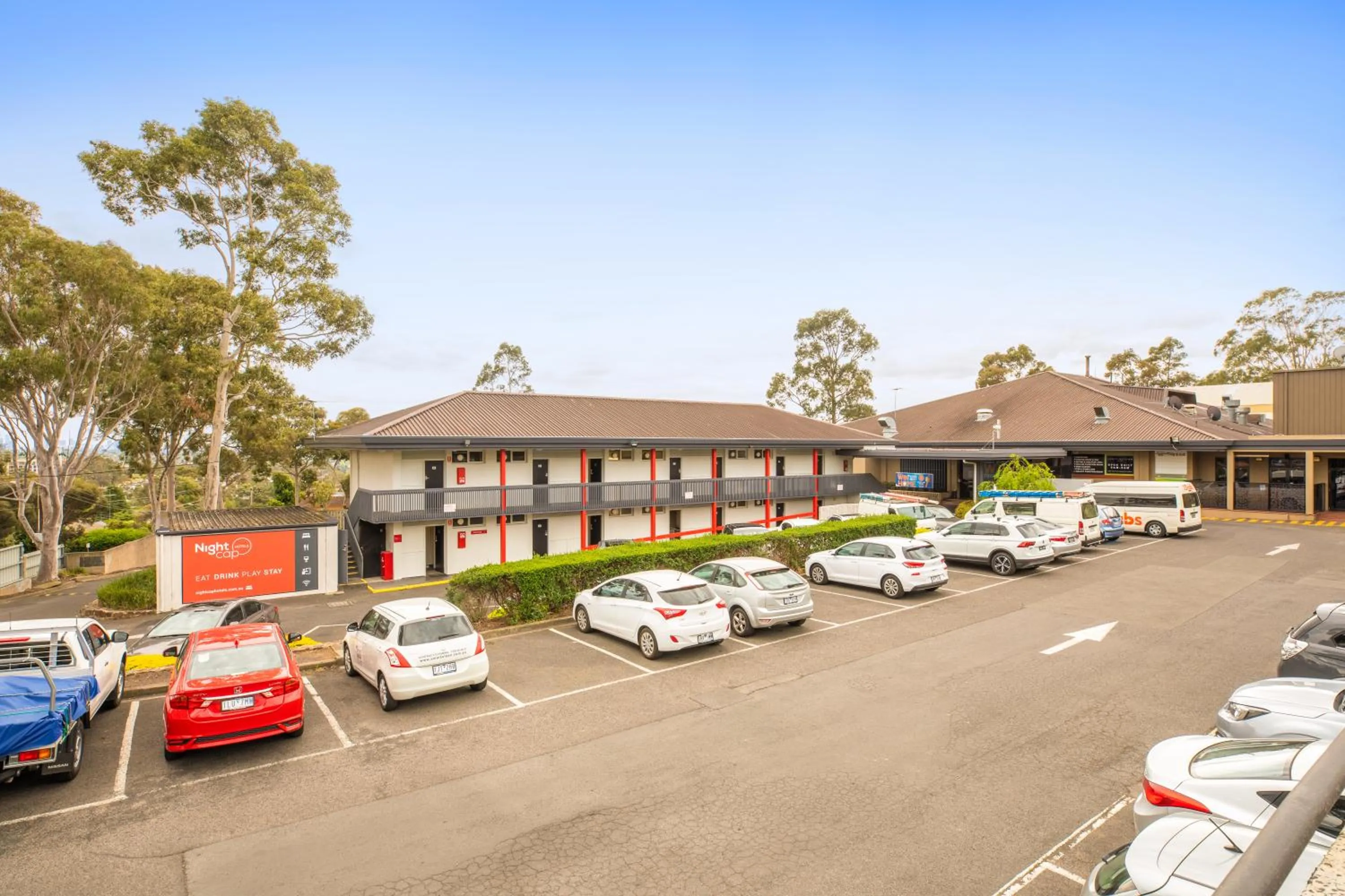 Facade/entrance in Nightcap at Shoppingtown Hotel