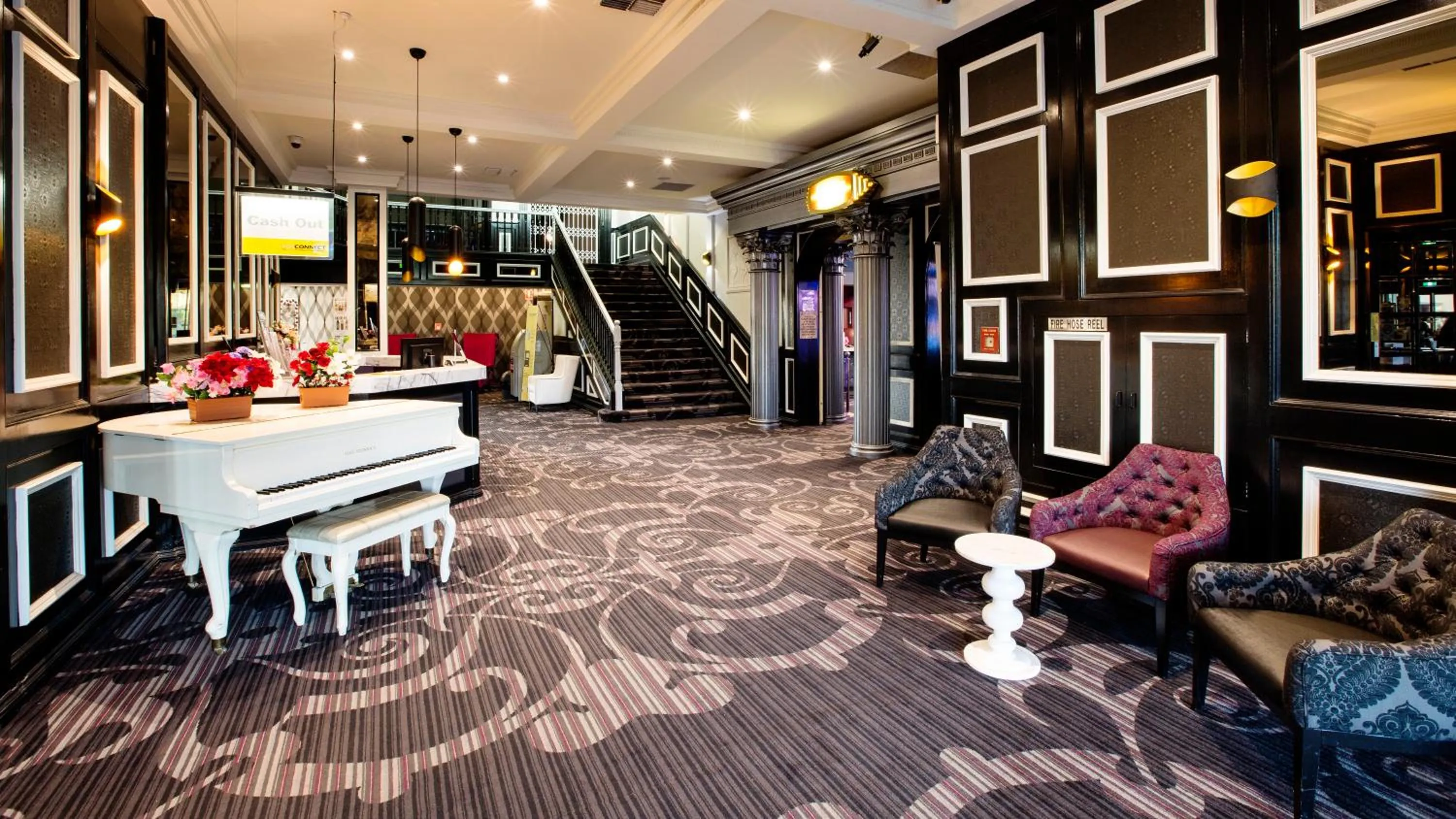 Lobby or reception in Nightcap at Skyways Hotel