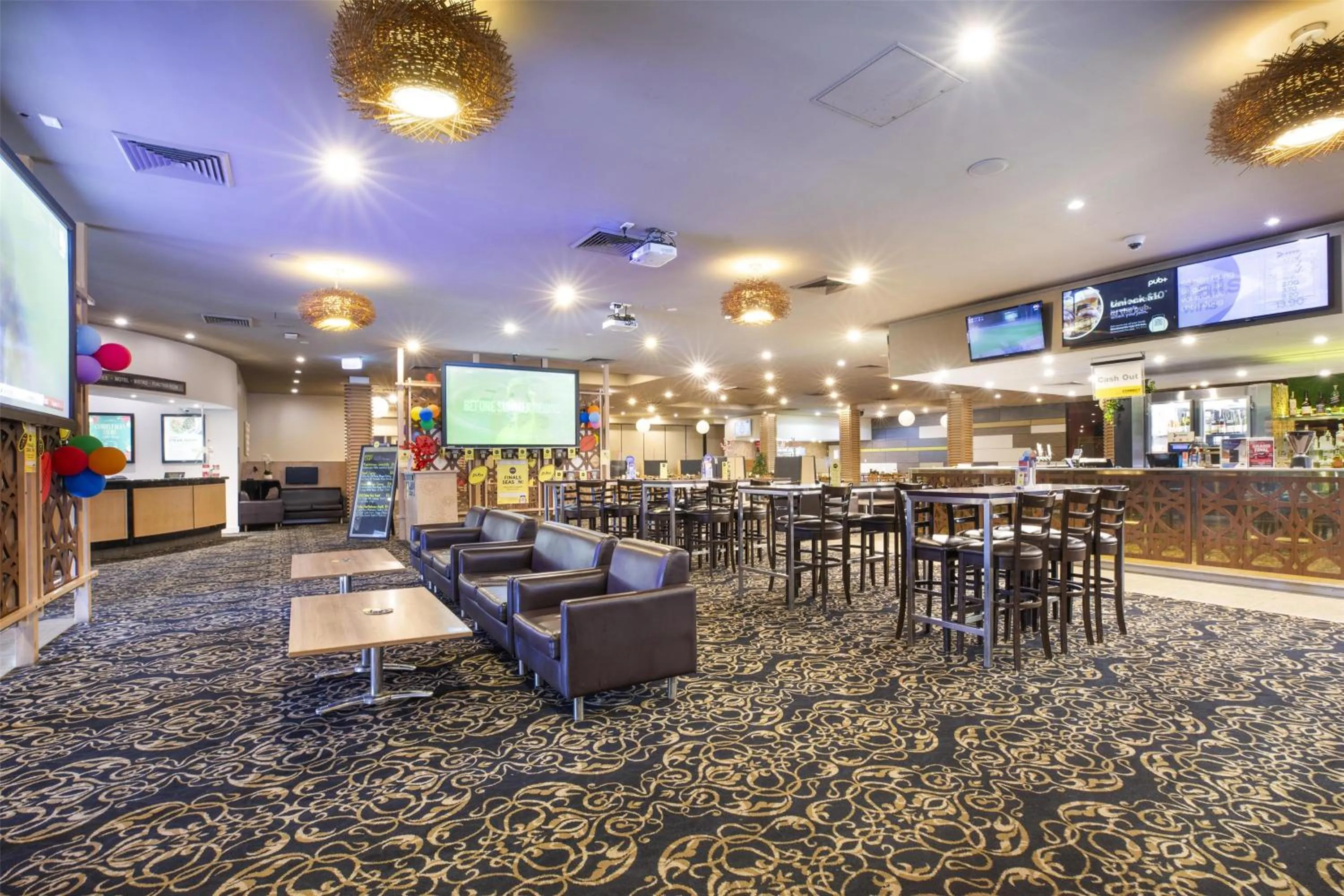 Lounge or bar in Nightcap at Waltzing Matilda Hotel