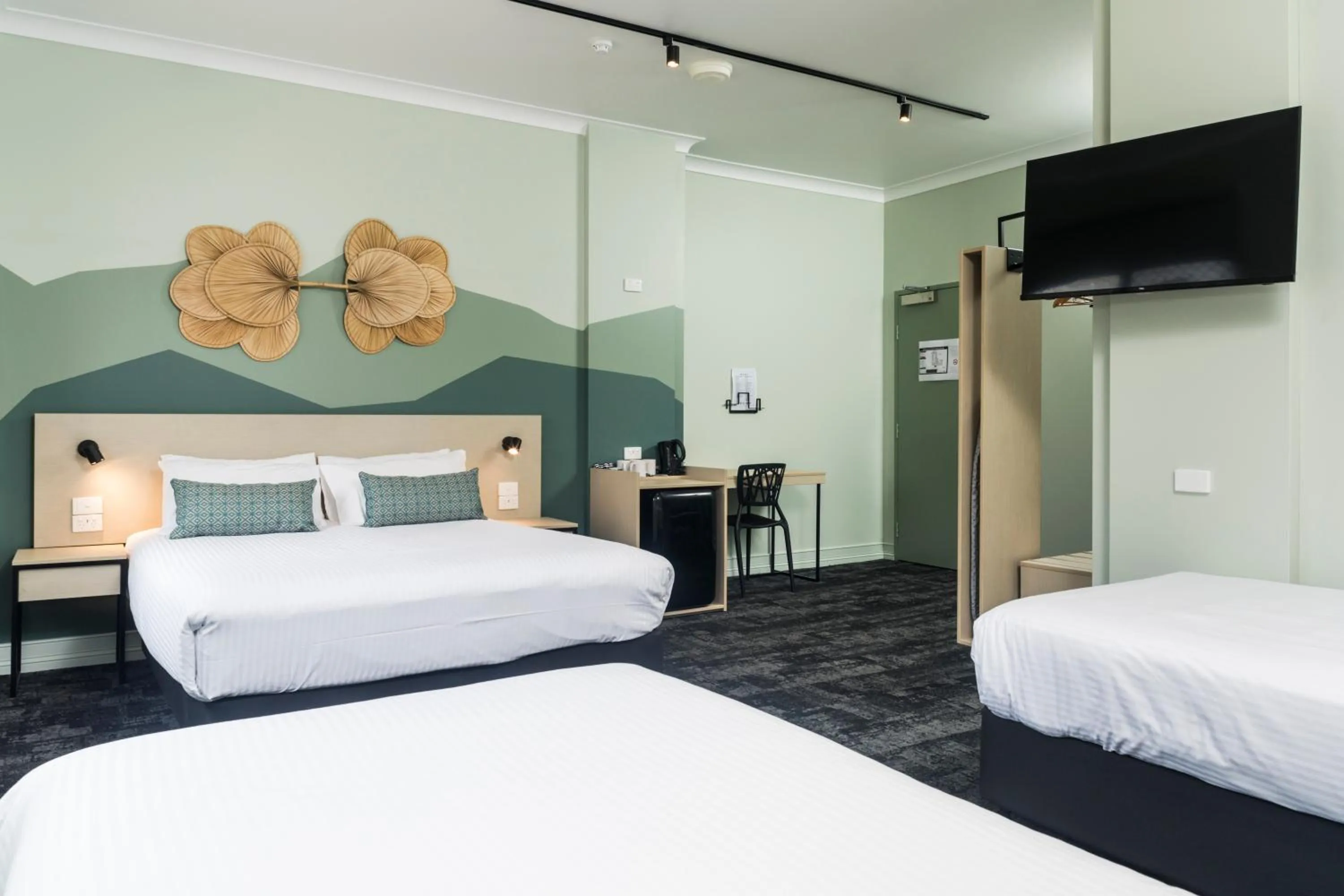 Bedroom, Bed in Nightcap at Atherton Hotel