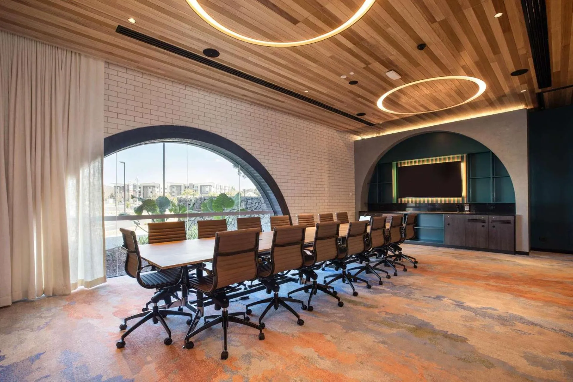 Business facilities in Nightelier Mitchelton The Brook