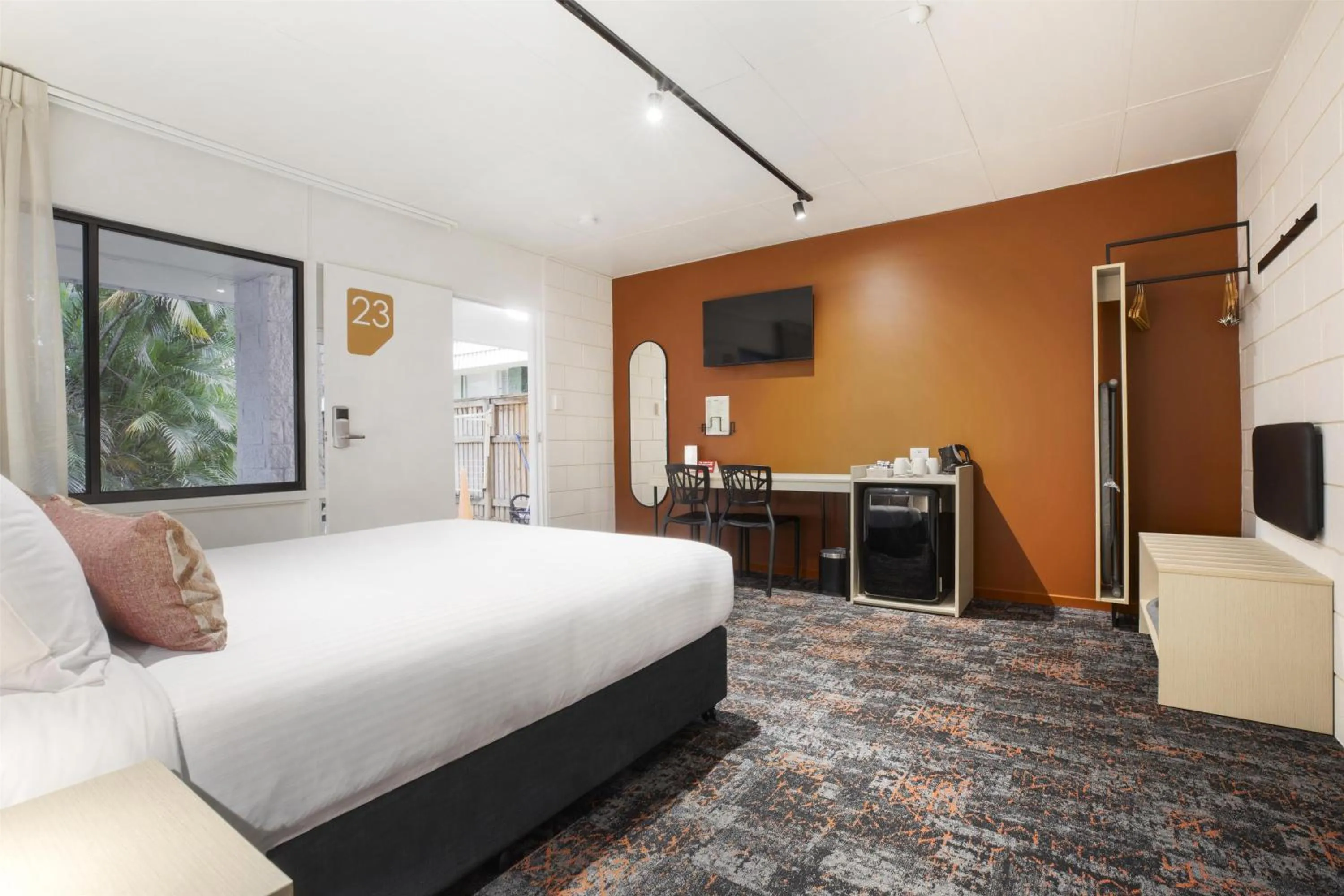 Bedroom, Bed in Nightcap at Dalrymple Hotel