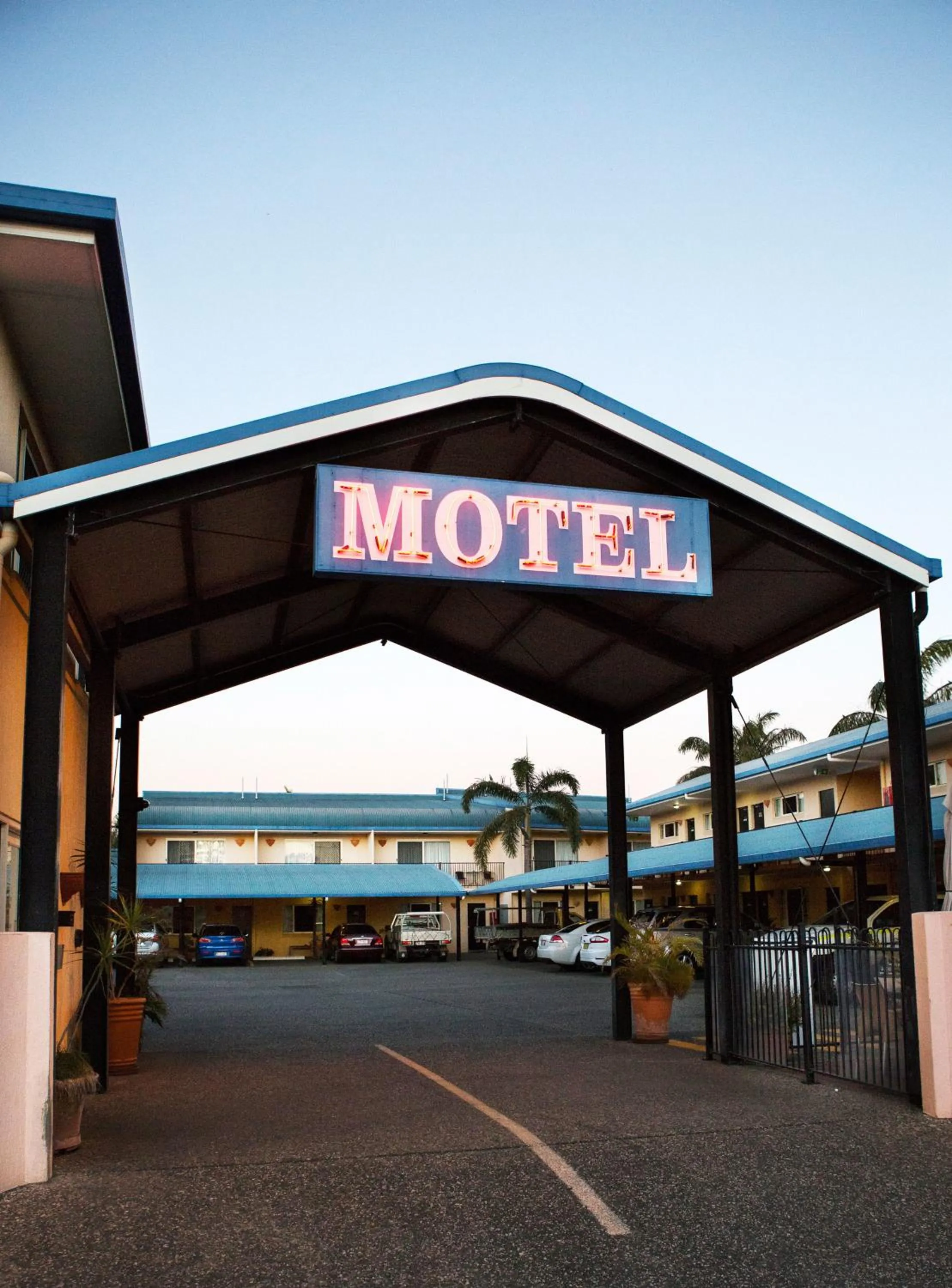 Property building in Glenmore Tavern