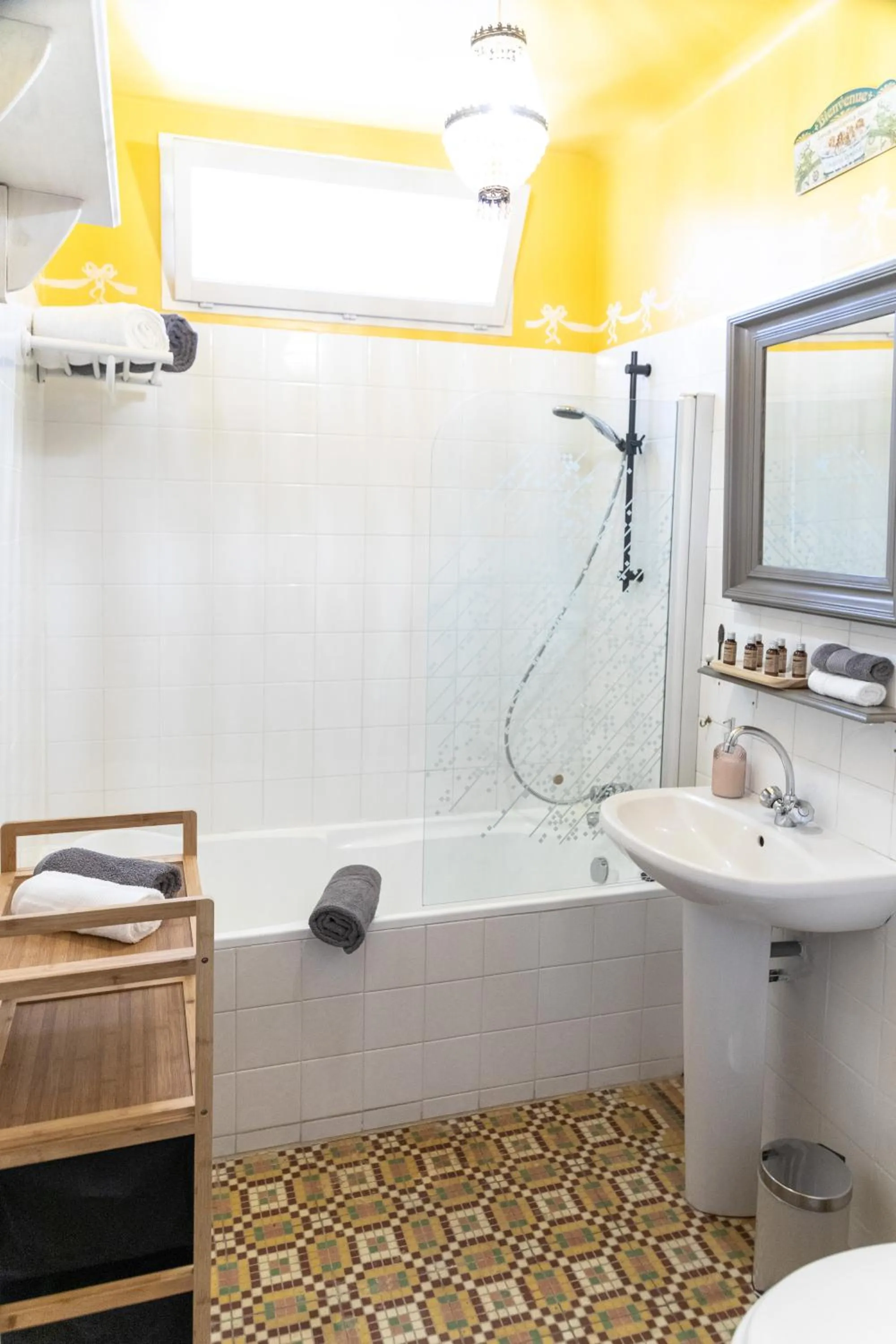 Bathroom in La Bastide de Canaules