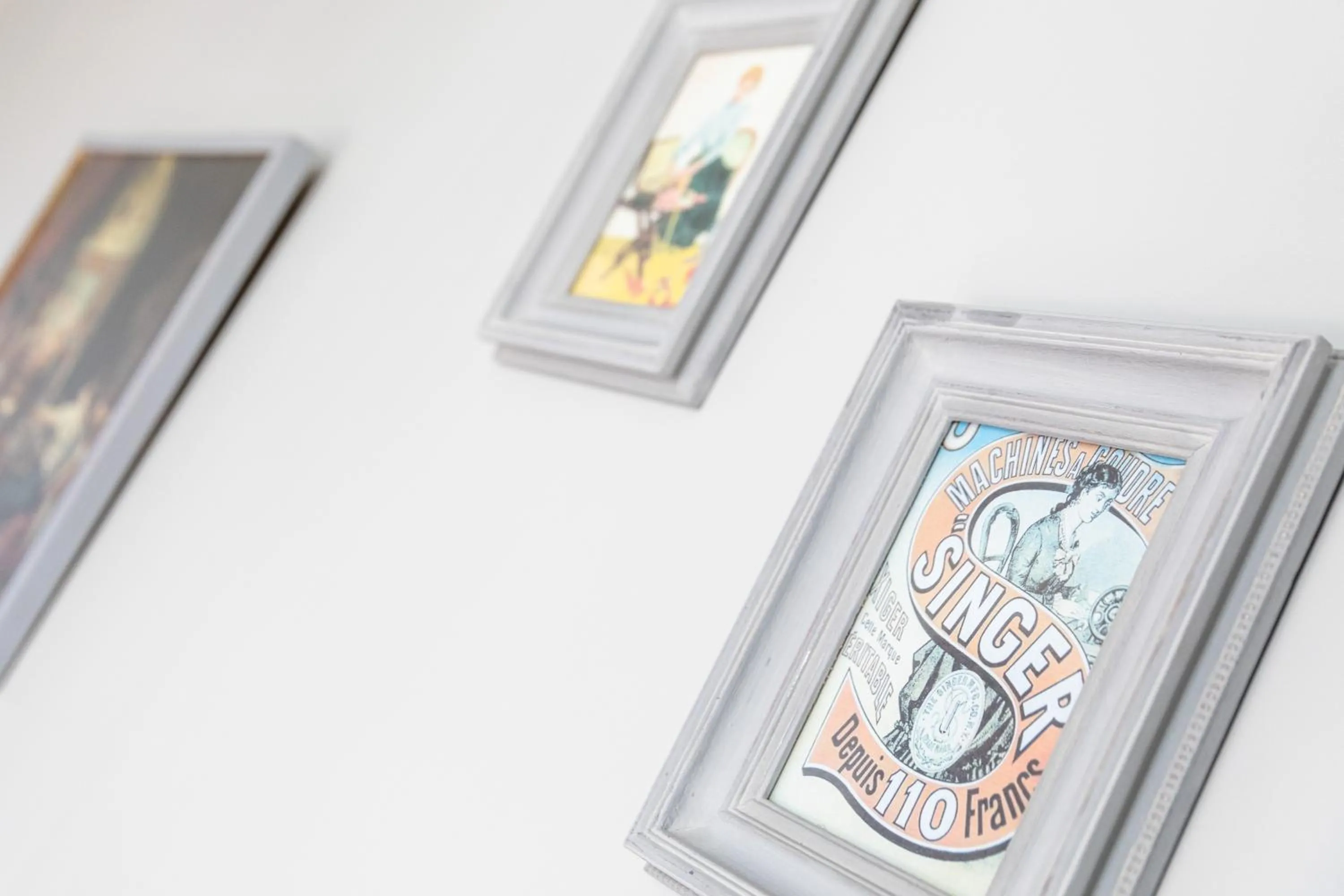 Decorative detail in La Bastide de Canaules