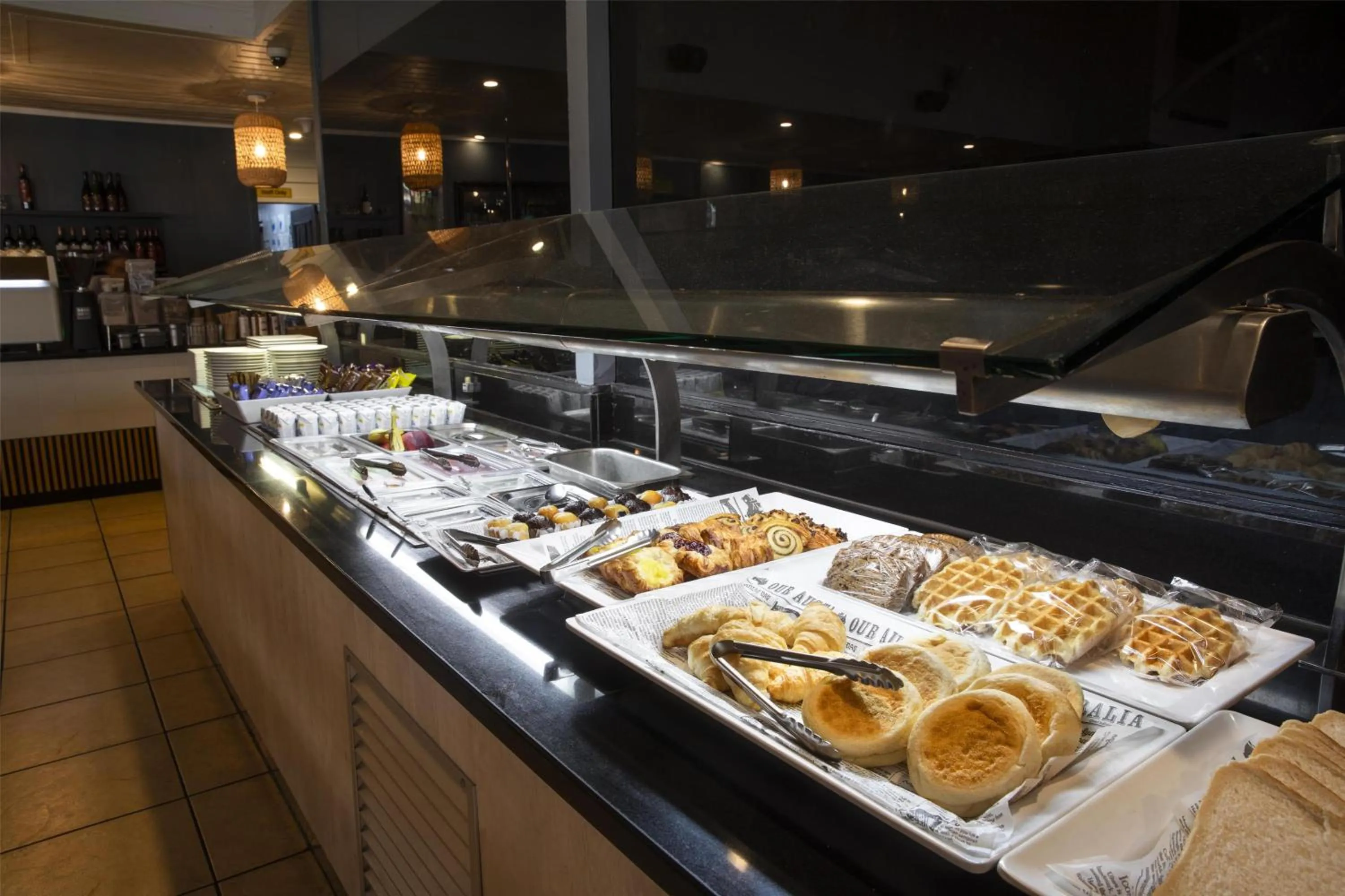 Breakfast in Nightelier Mission Beach