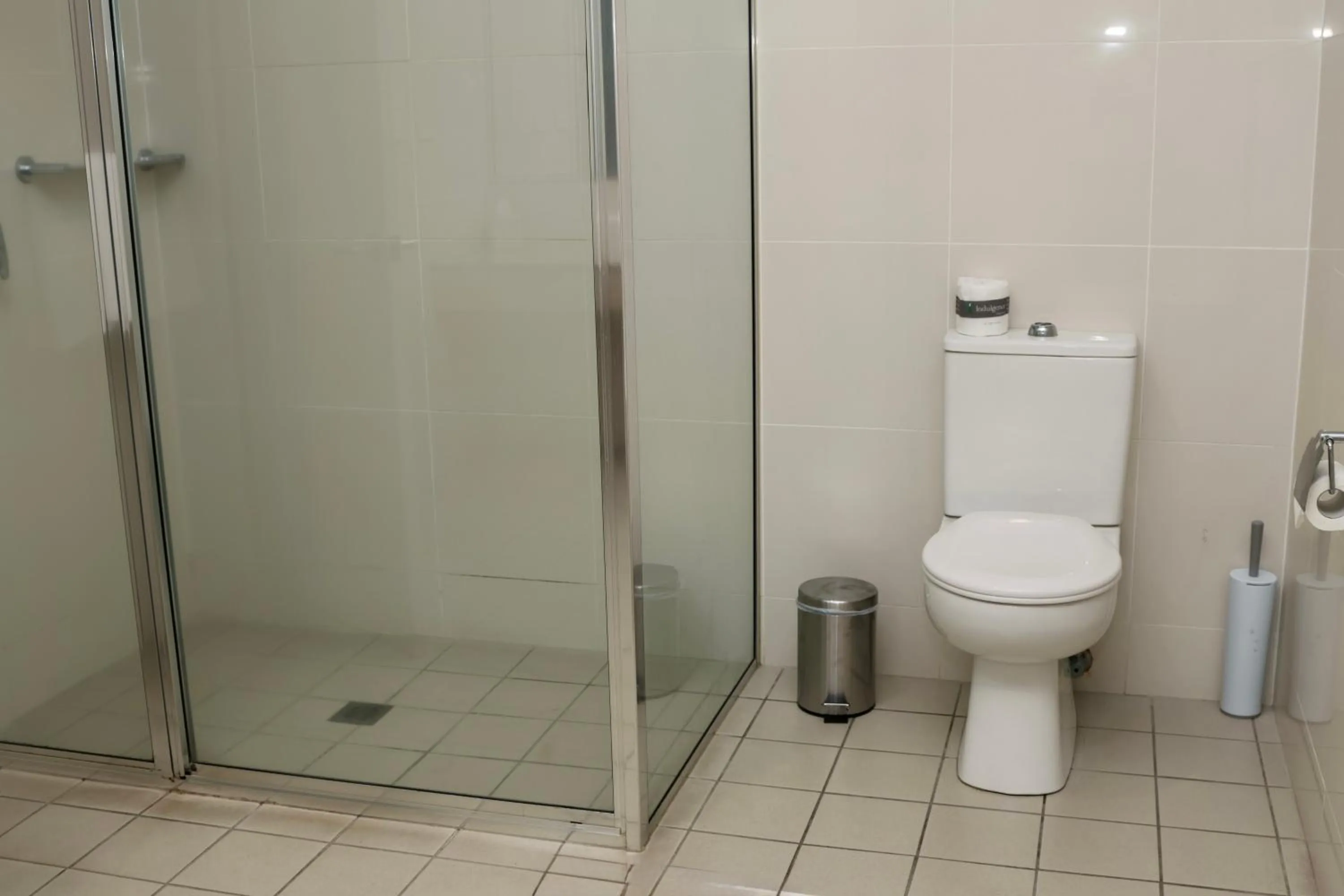 Bathroom in Nightelier Mission Beach