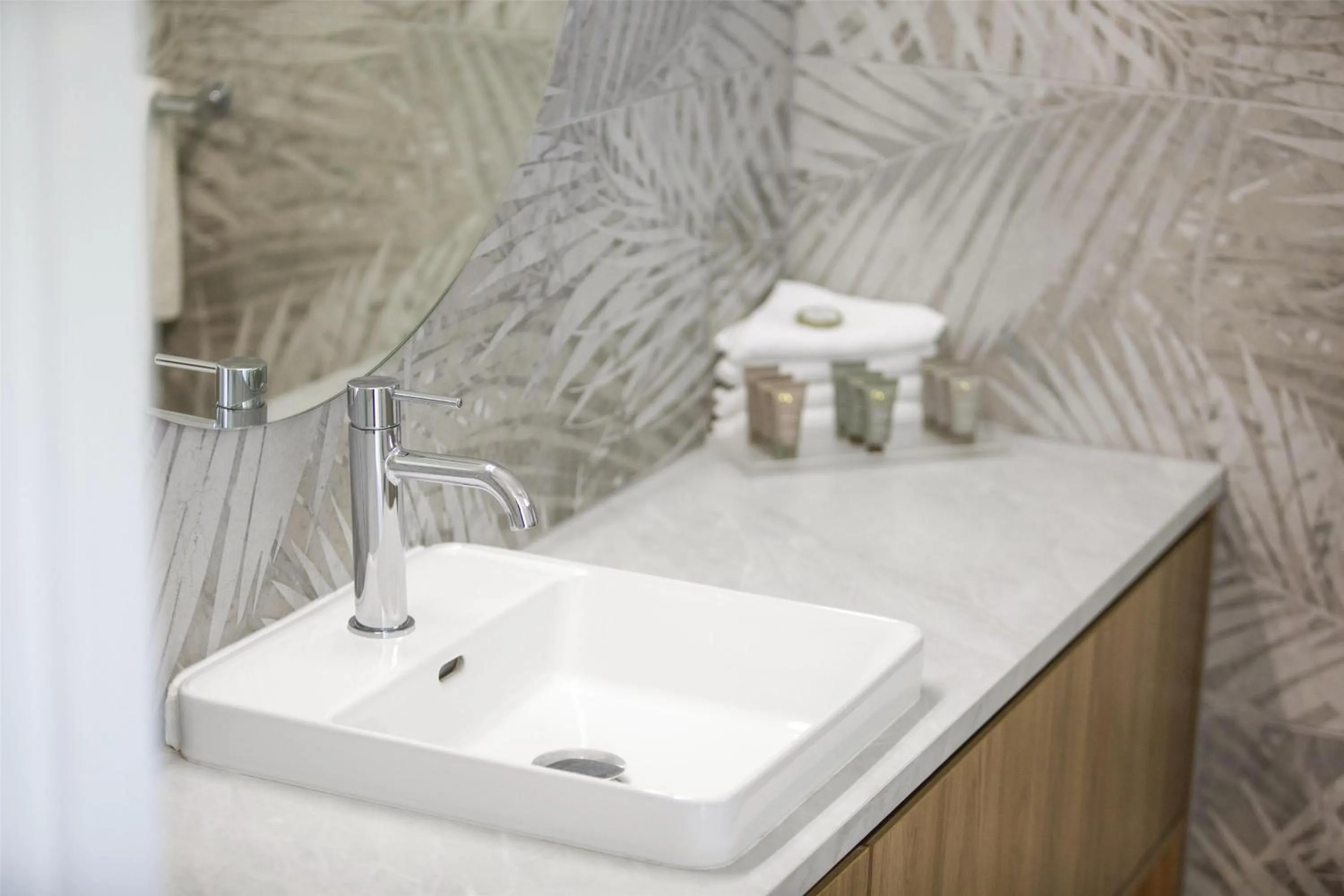 Bathroom in Nightelier Mission Beach