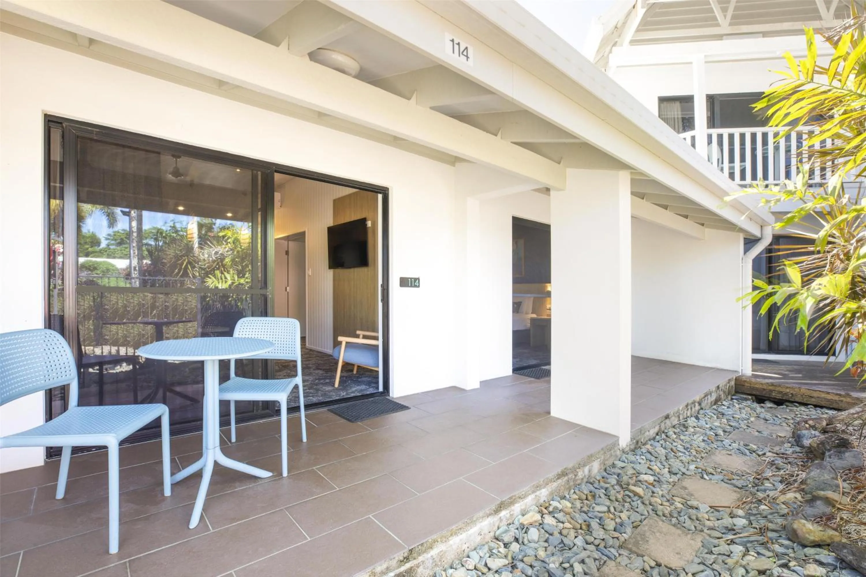 Property building in Nightelier Mission Beach