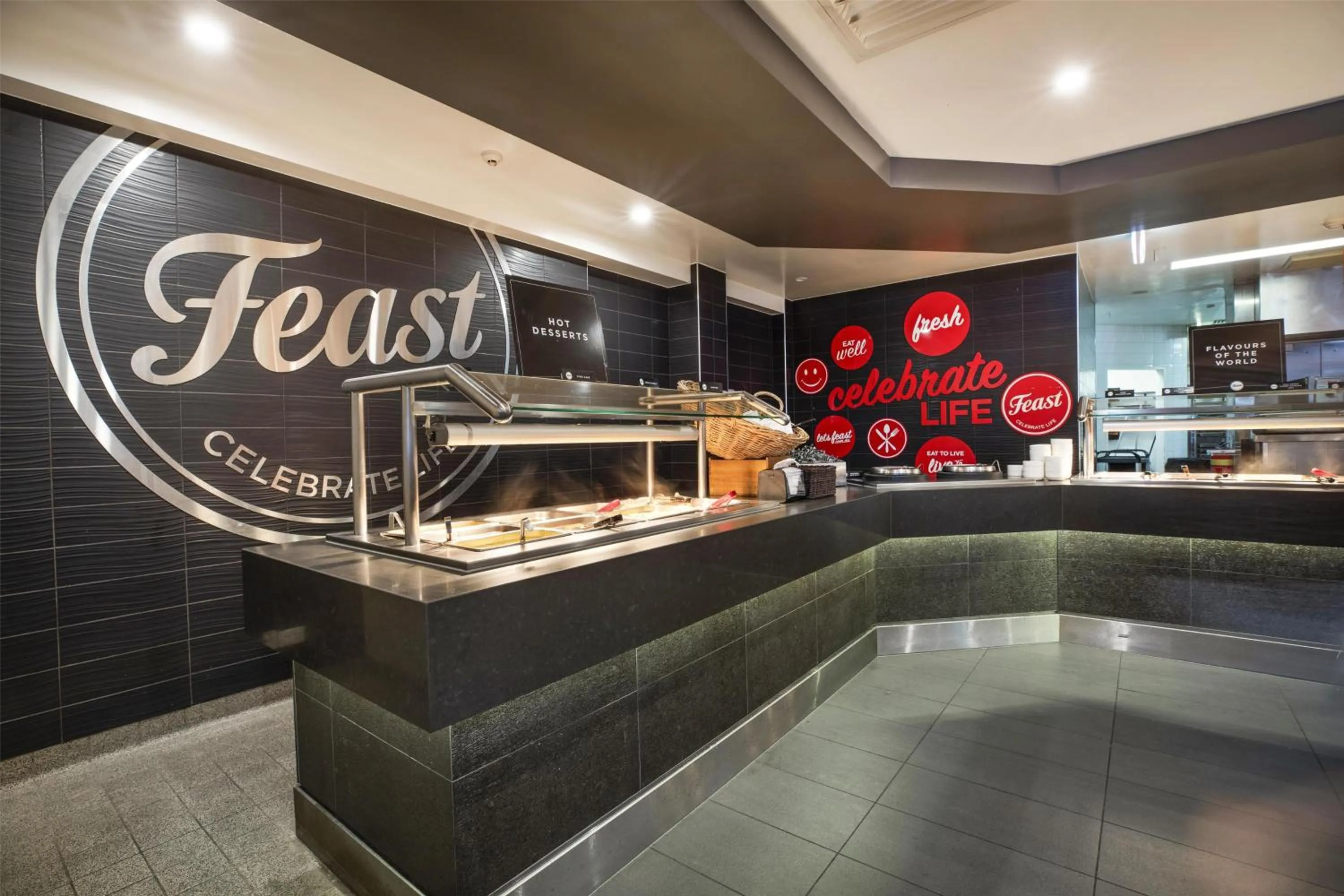 Food and drinks in Nightcap at Springwood Hotel