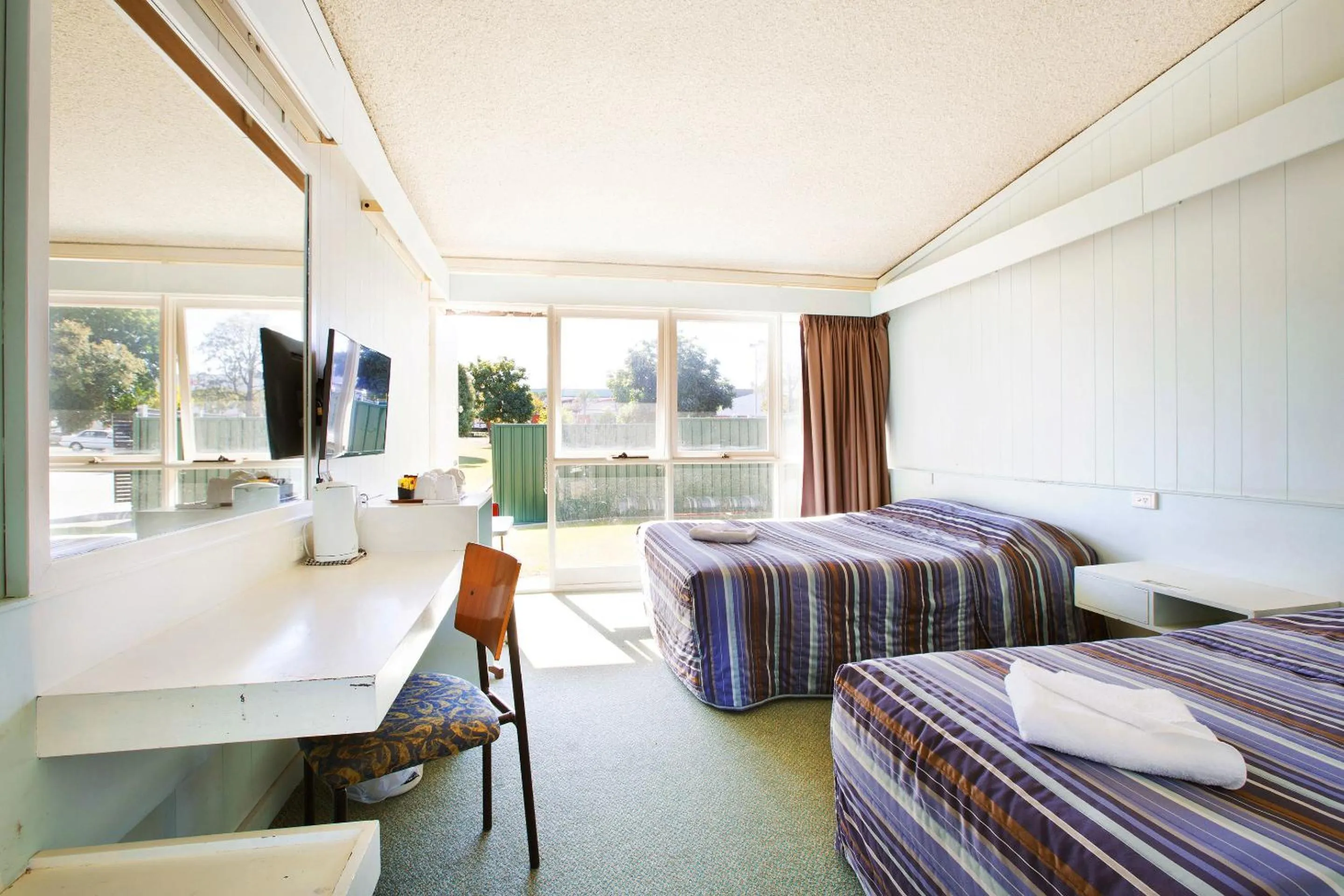 Photo of the whole room, Bed in Sunnybank Hotel Brisbane