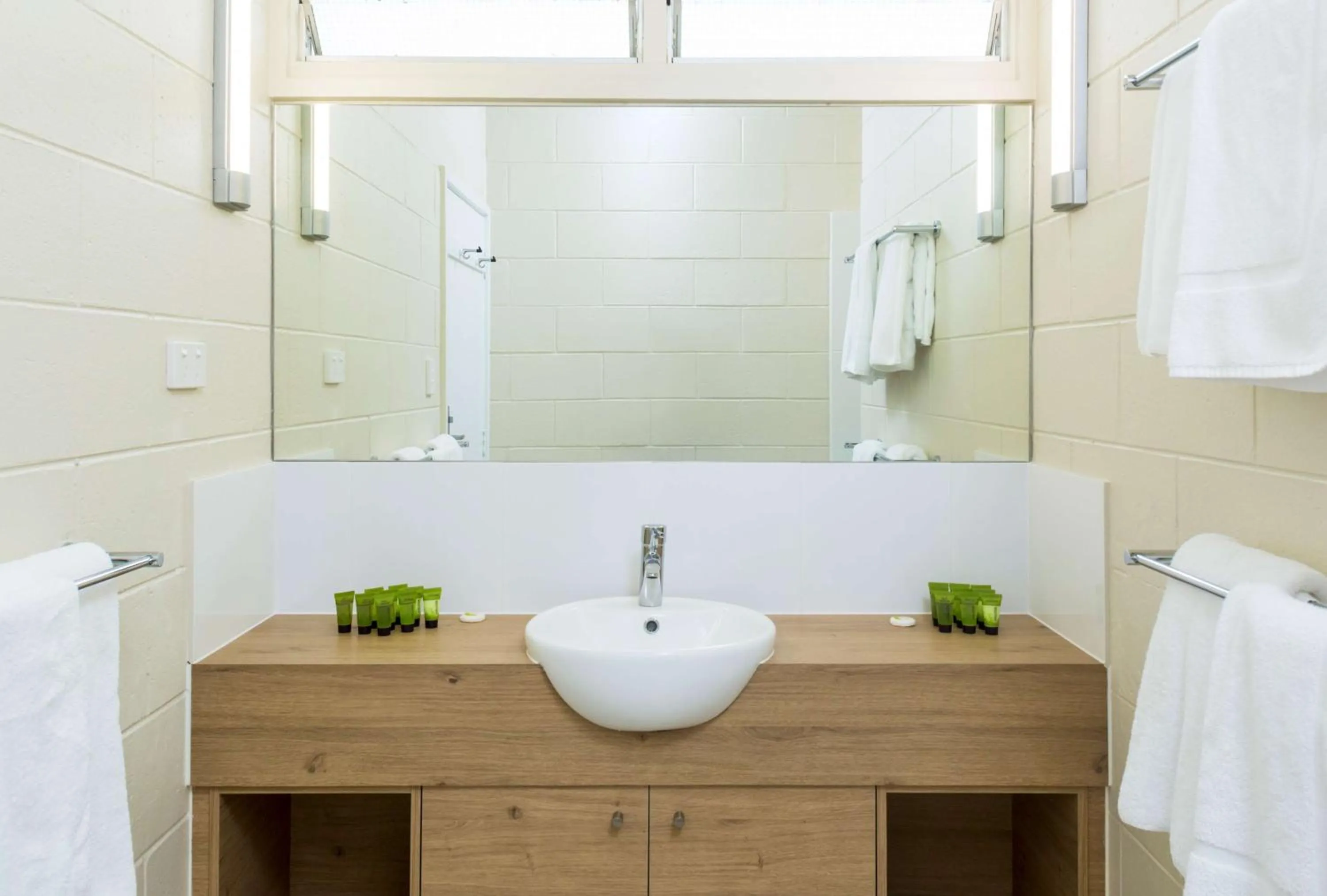 Bathroom in Nightcap at Edge Hill Tavern