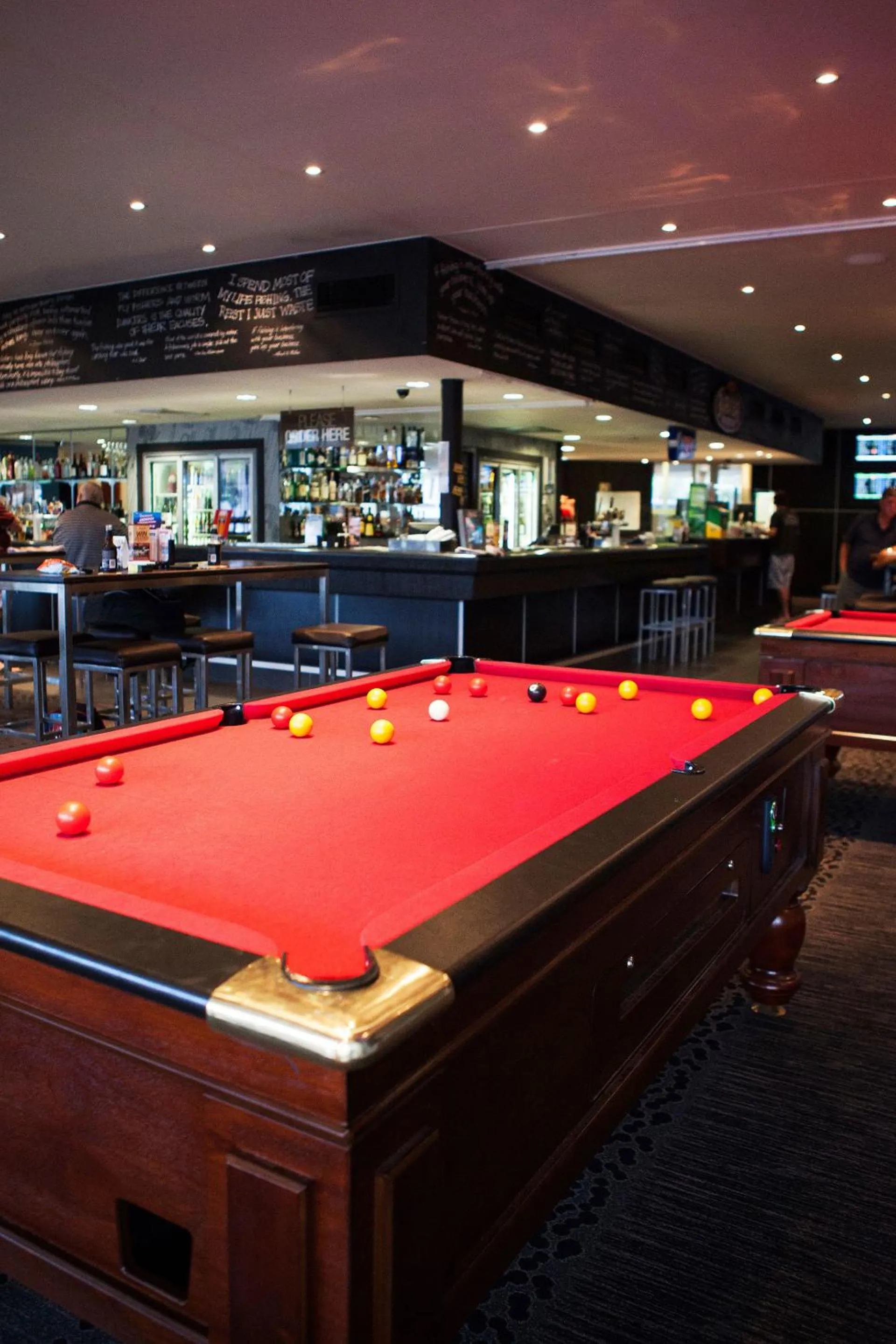 Billiard in Vale Hotel