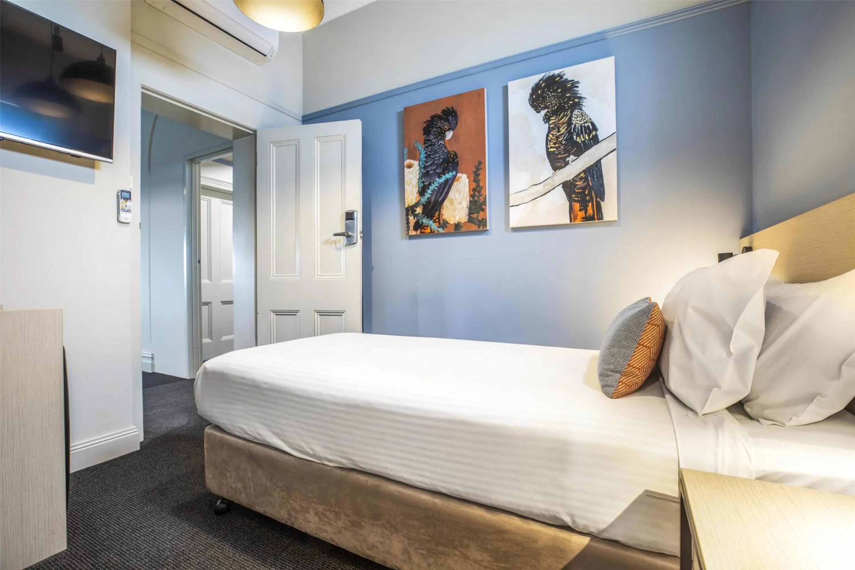 Bedroom, Bed in Nightcap at Federal Hotel Mt Gambier