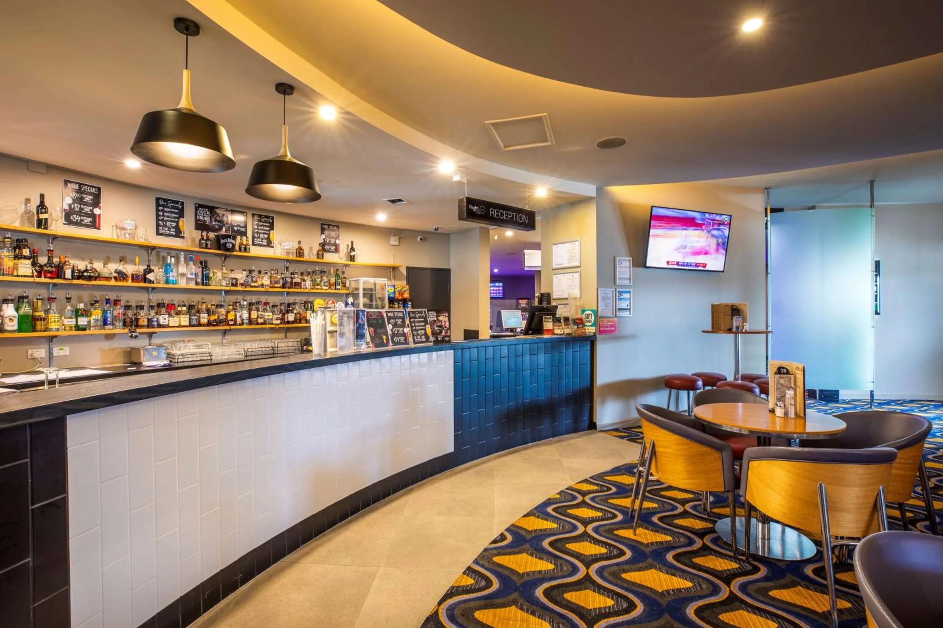 Lobby or reception in Nightcap at Carlyle Hotel