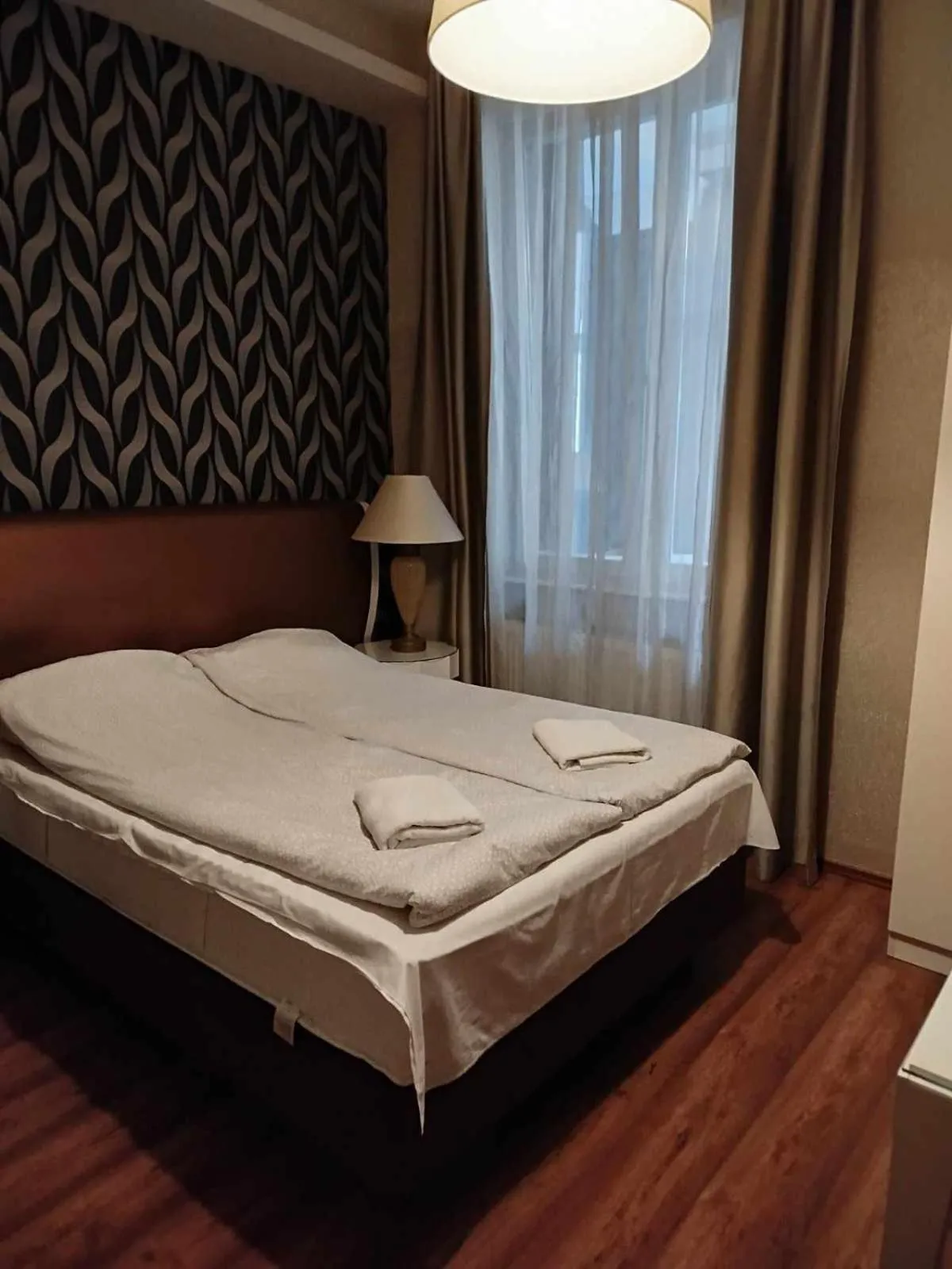 Bed in House Octogon