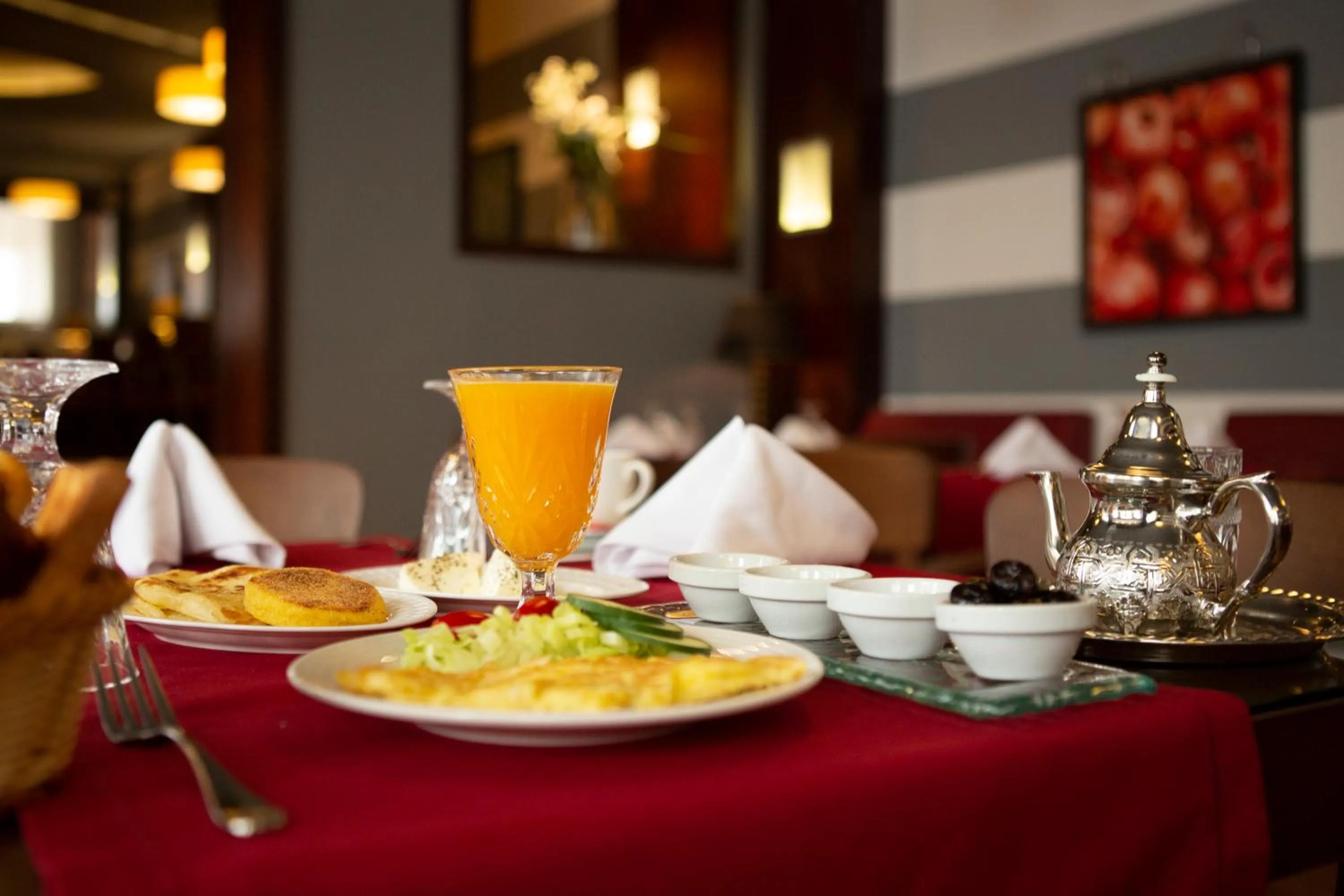 Restaurant/places to eat in Hotel Atlantic Agdal