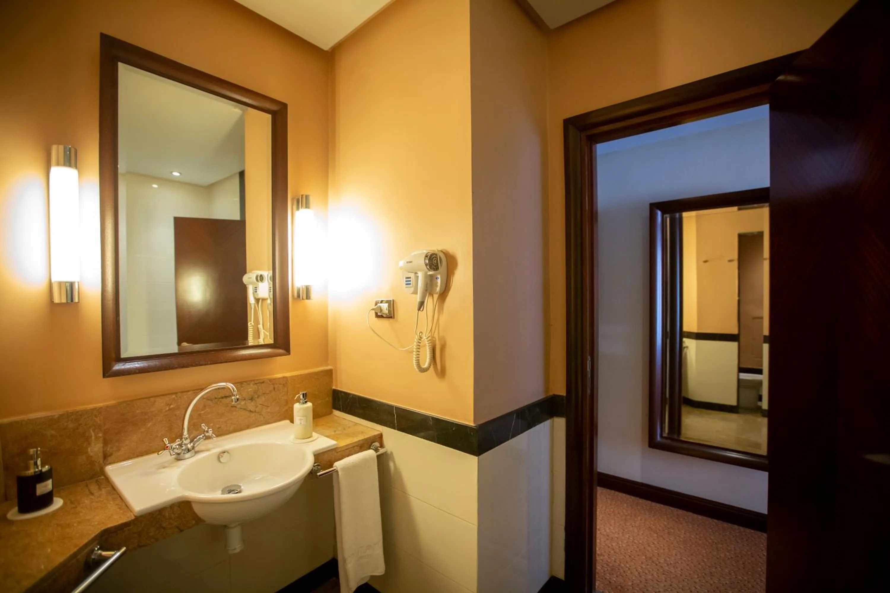 Bathroom in Hotel Atlantic Agdal