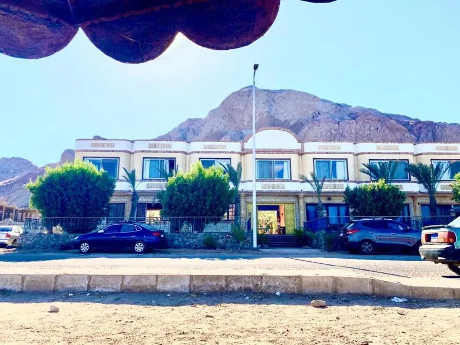 Facade/entrance in Neptune Residence