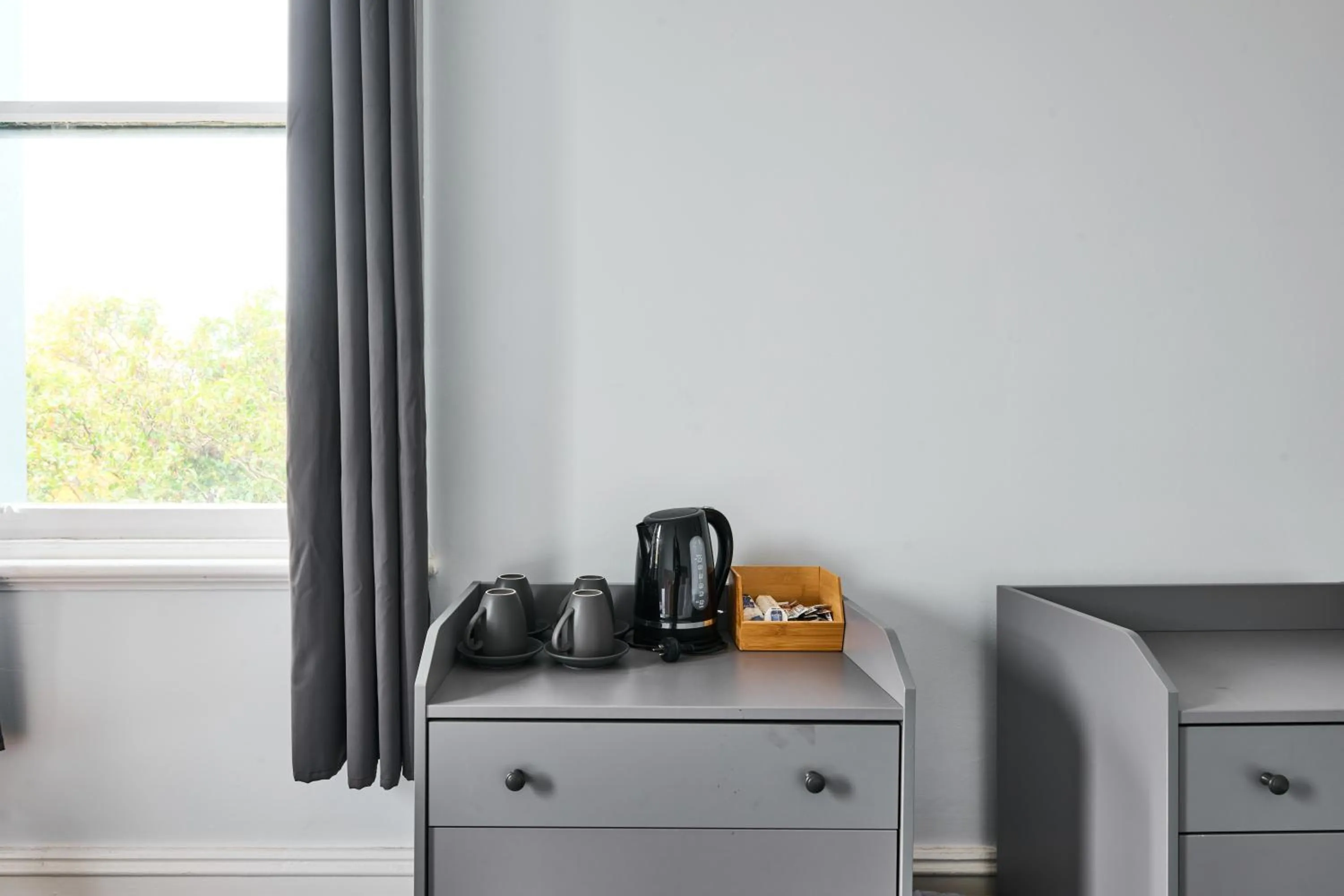 Bedroom in College Lawn Hotel