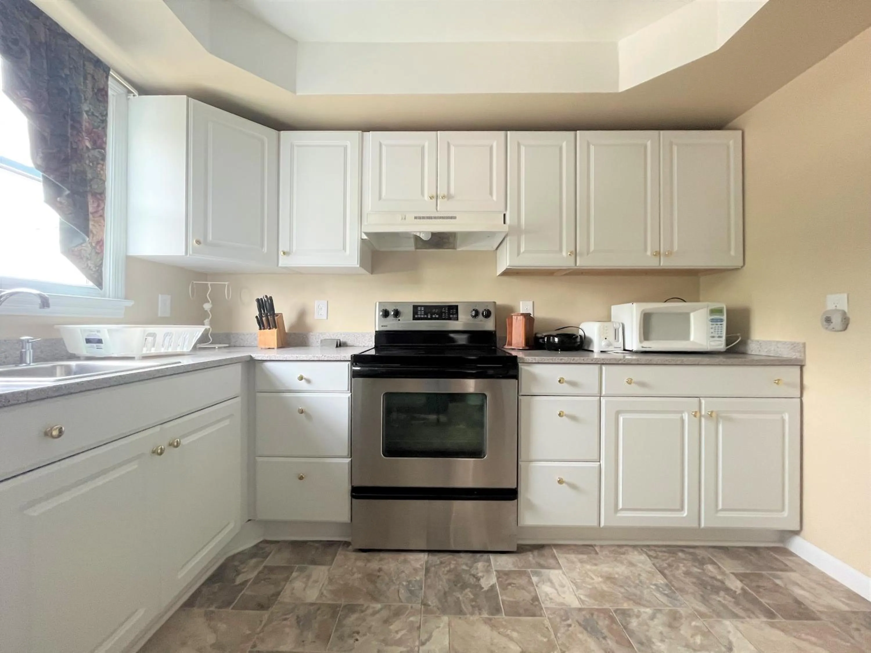 kitchen in ELIS APARTMENT