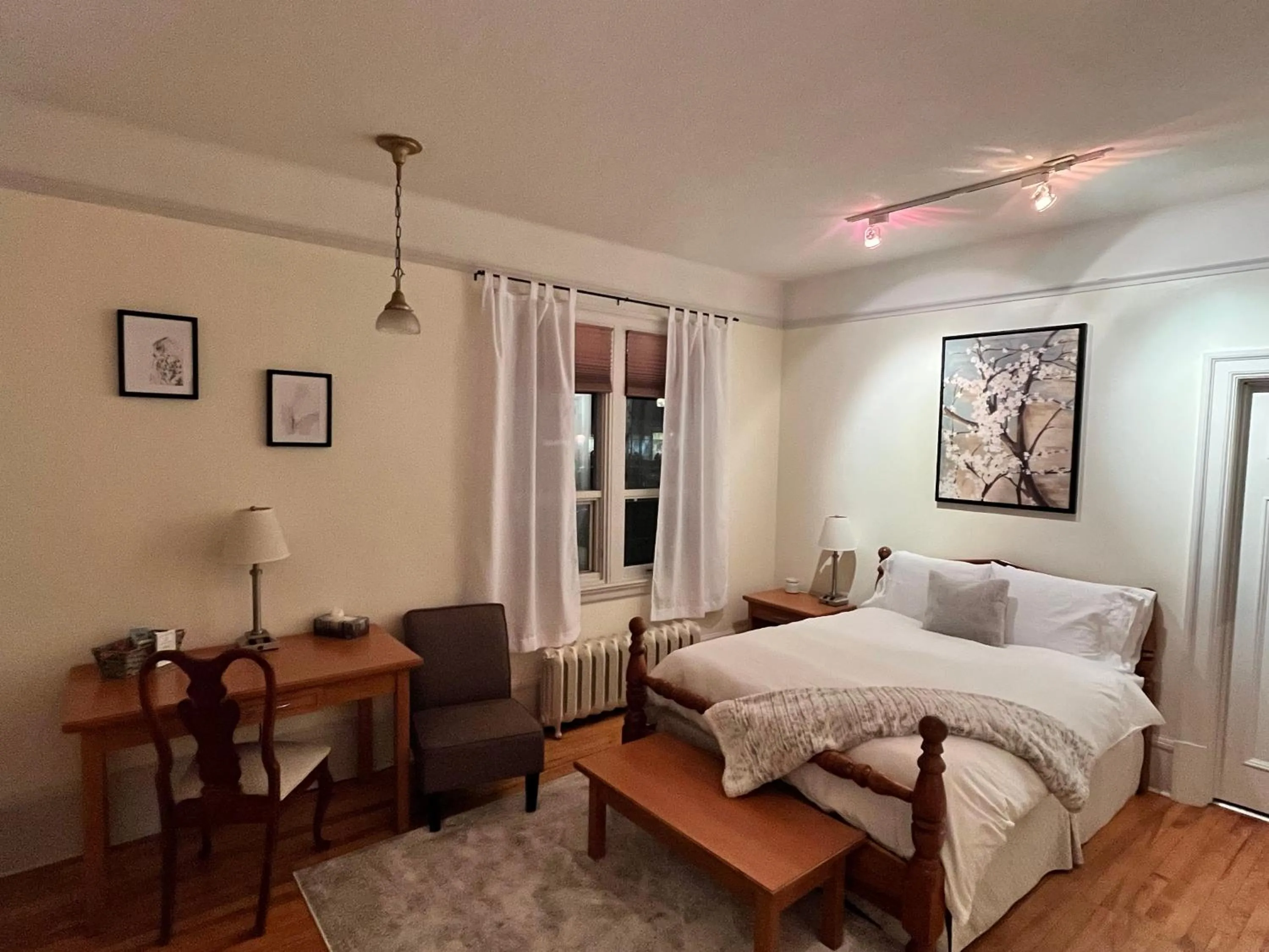 Bedroom in Stirling House