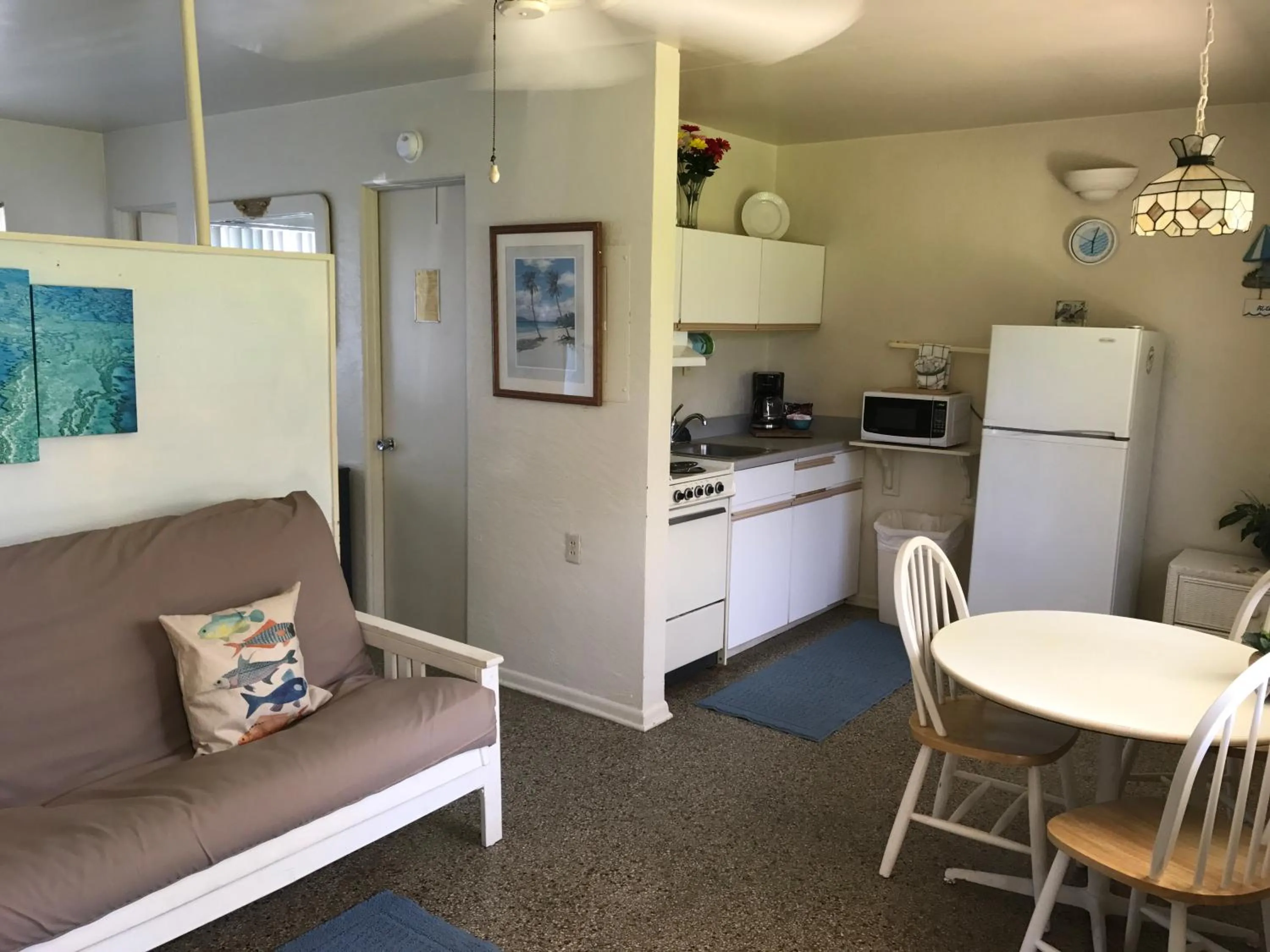 Living room in South Beach Inn - Cocoa Beach