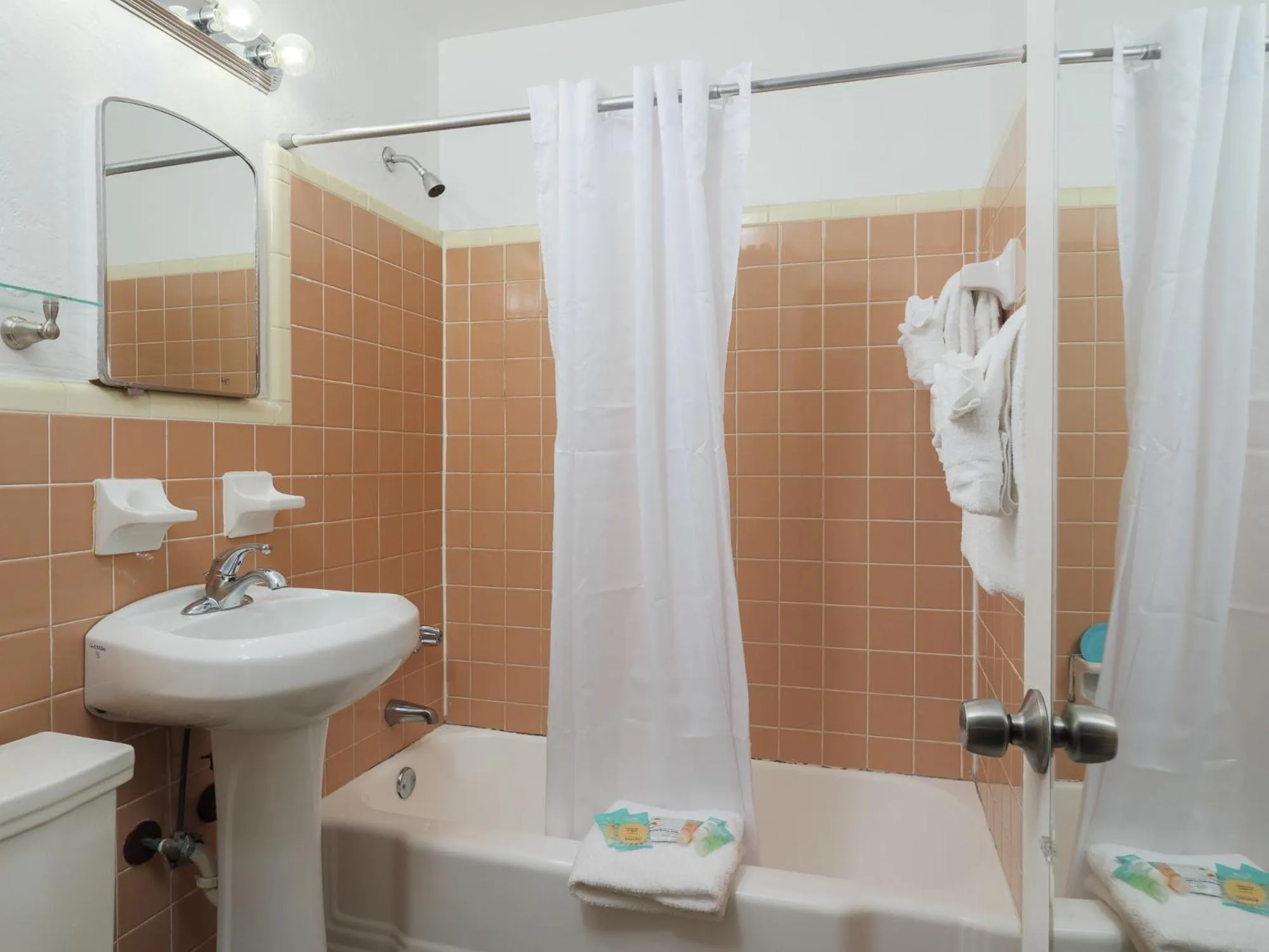 South Beach Inn - Cocoa Beach