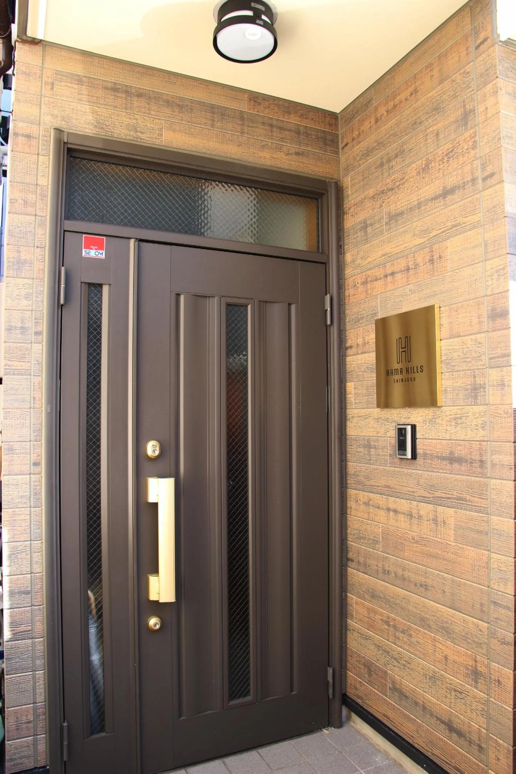 Facade/entrance in HAMA HILLS Shinjuku
