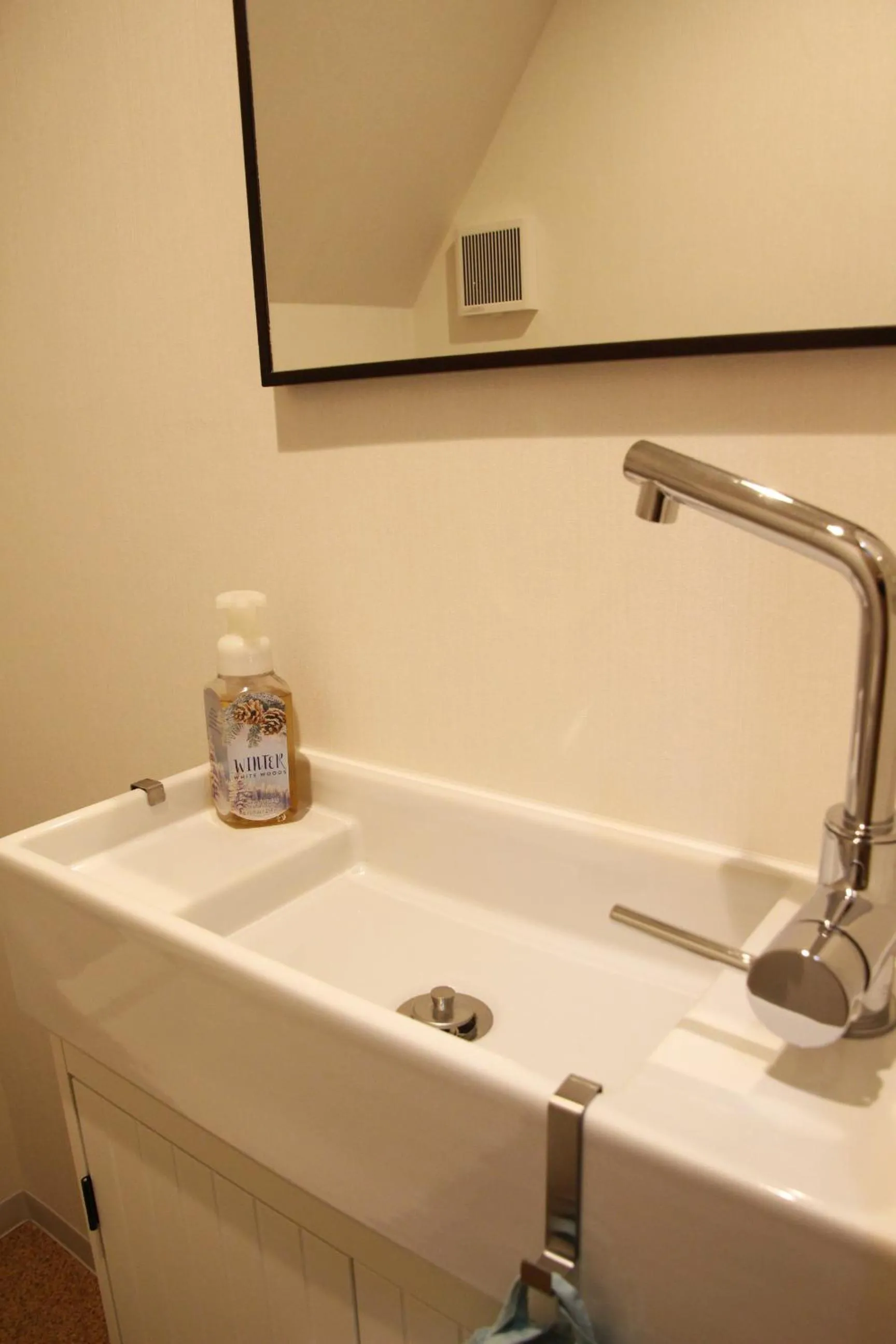Bathroom in HAMA HILLS Shinjuku