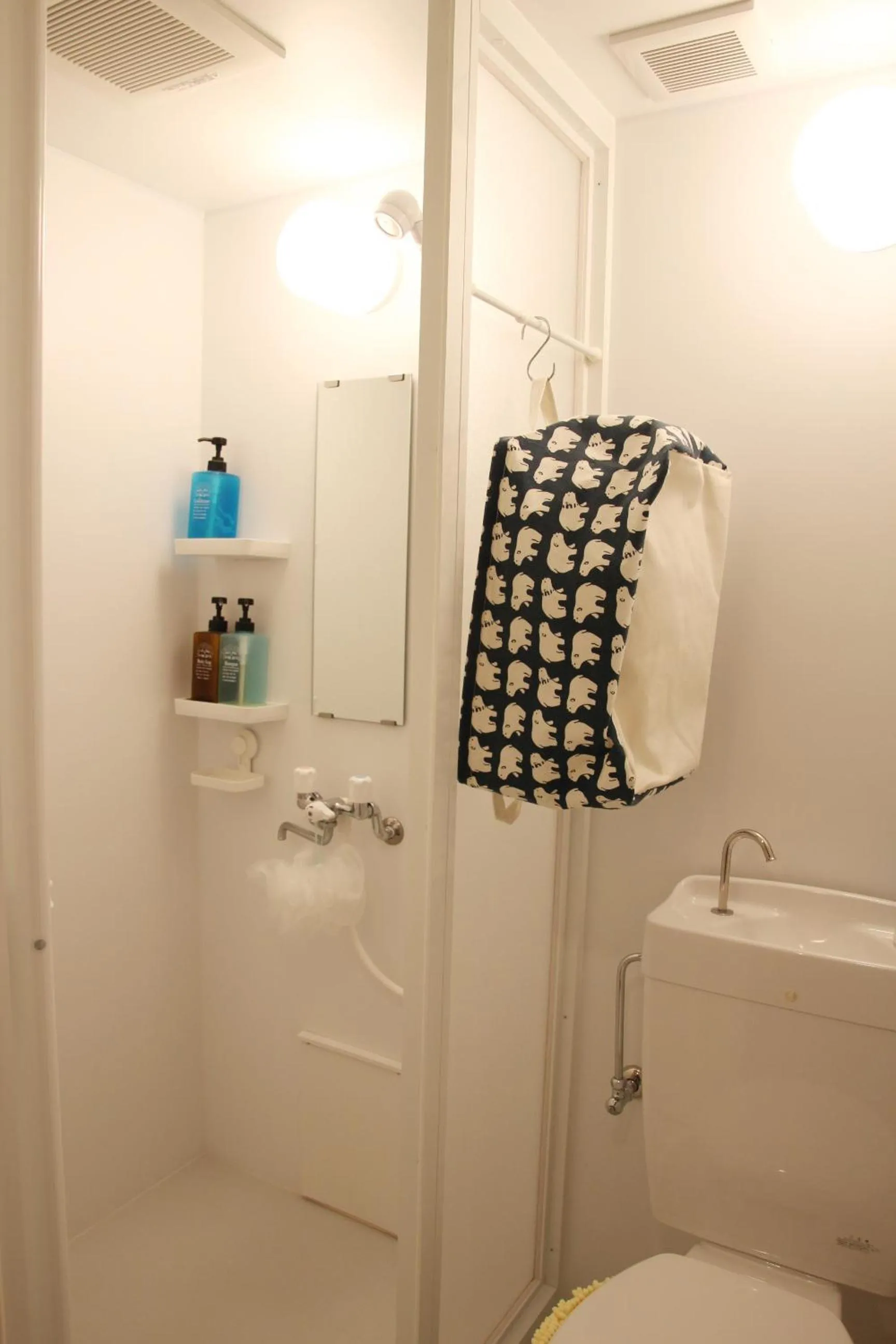 Bathroom in HAMA HILLS Shinjuku