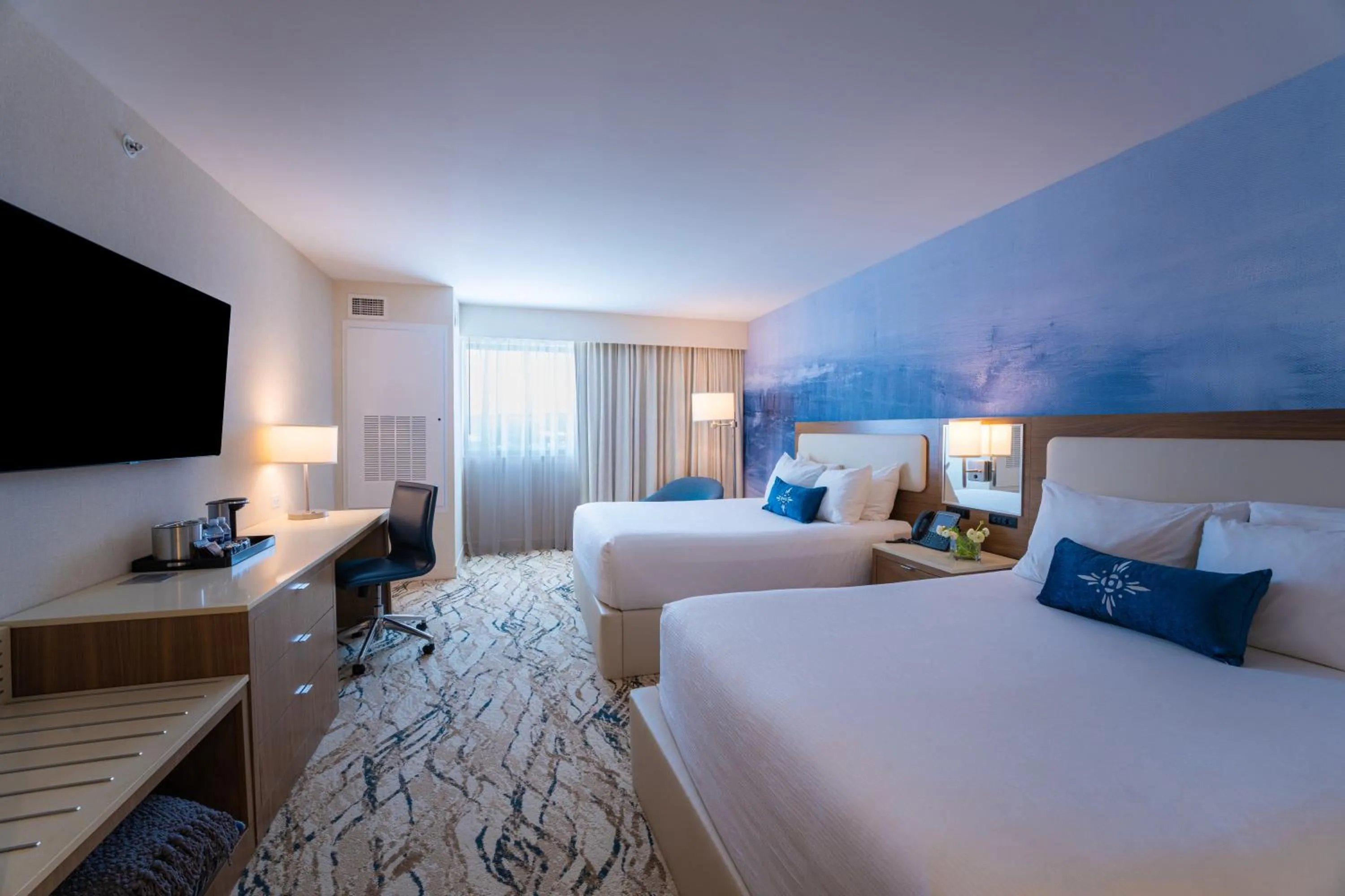 Bed in Mohegan Pennsylvania Casino Resort - Adults Only