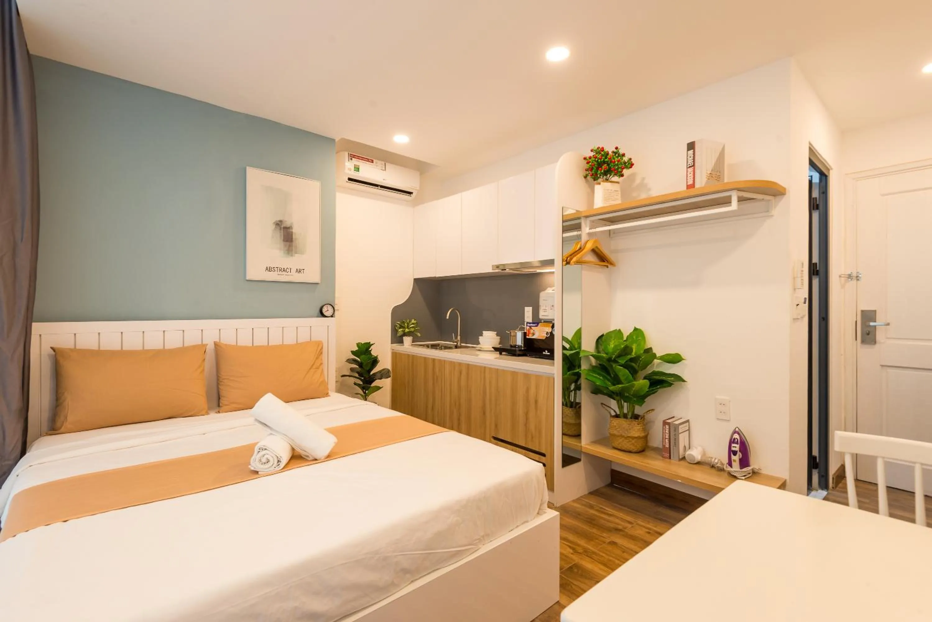 Kitchen or kitchenette, Bed in Cozrum Homes - Saphera Residence