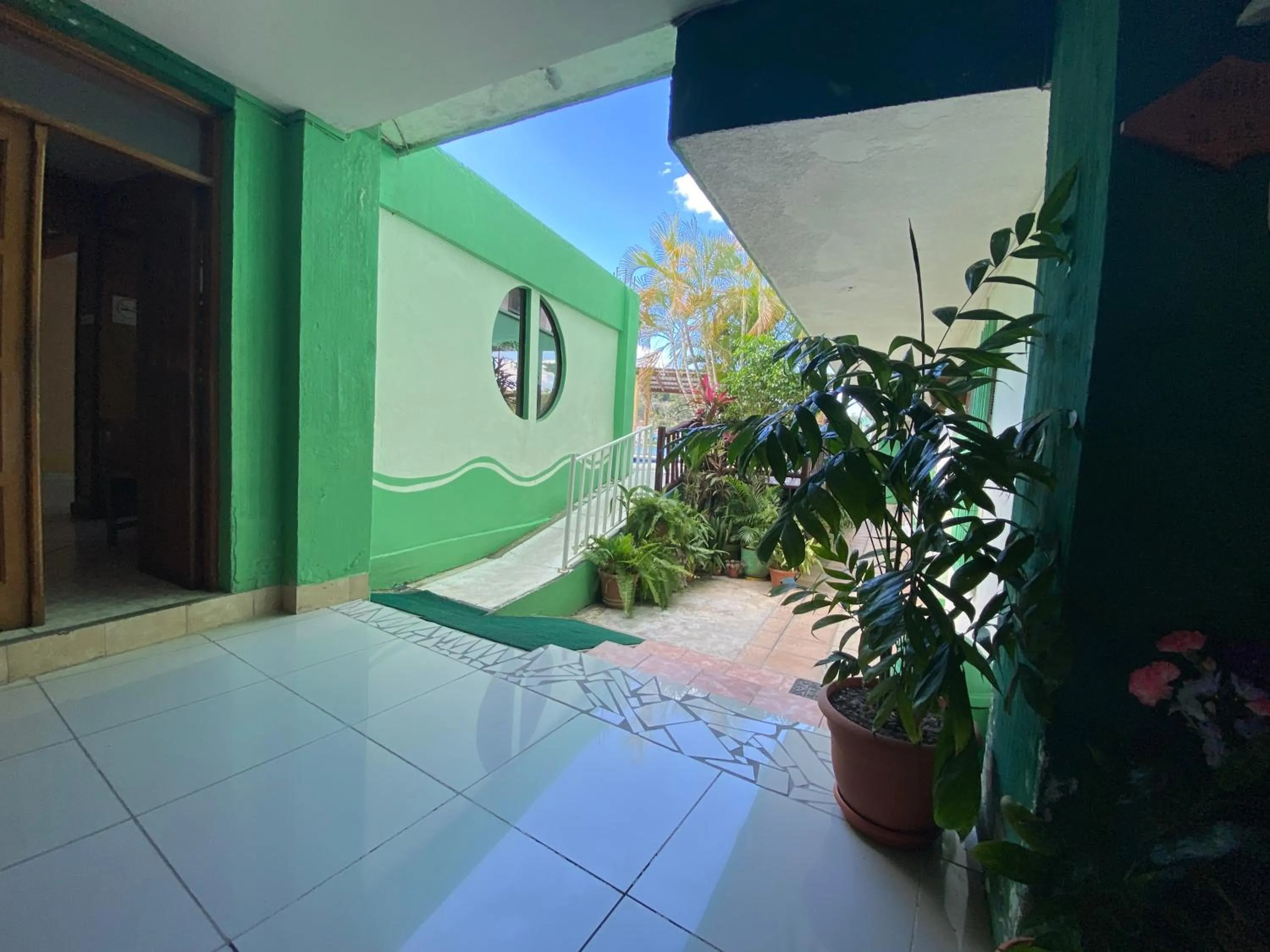 Swimming pool in Hotel Sabana