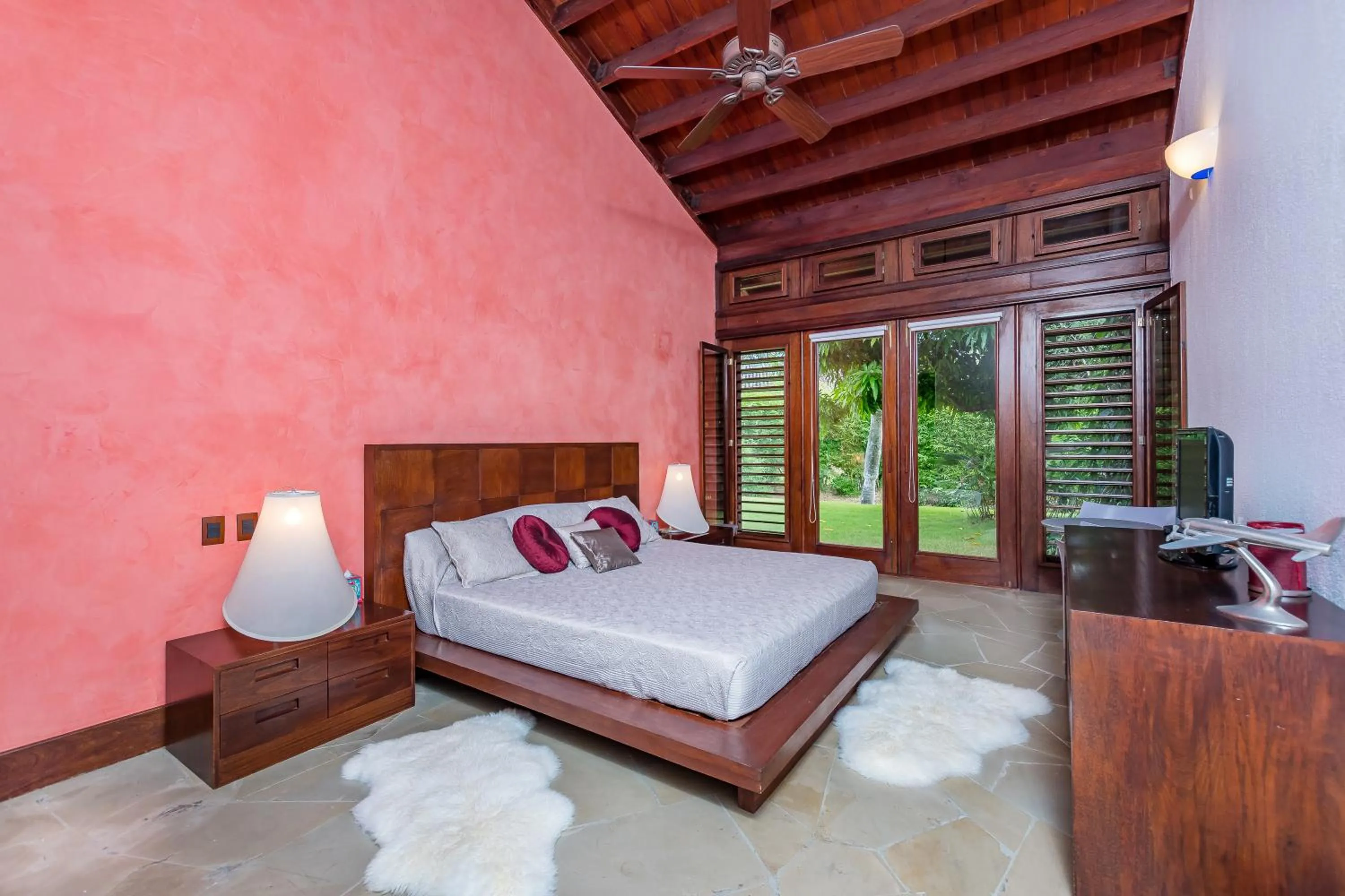Bed in Unique Villa with Ocean and River Views - Staff & Golf Carts