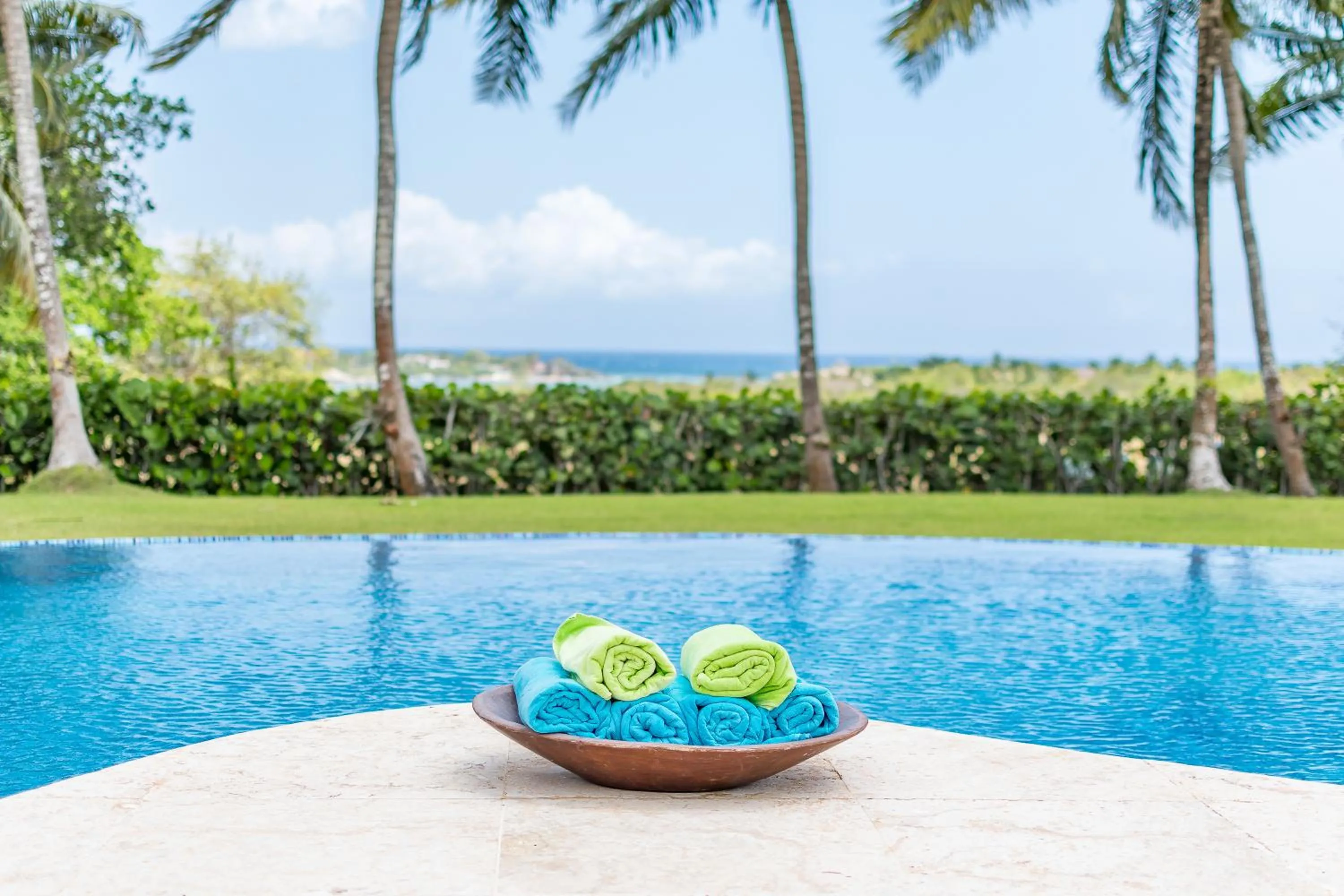 Garden in Unique Villa with Ocean and River Views - Staff & Golf Carts