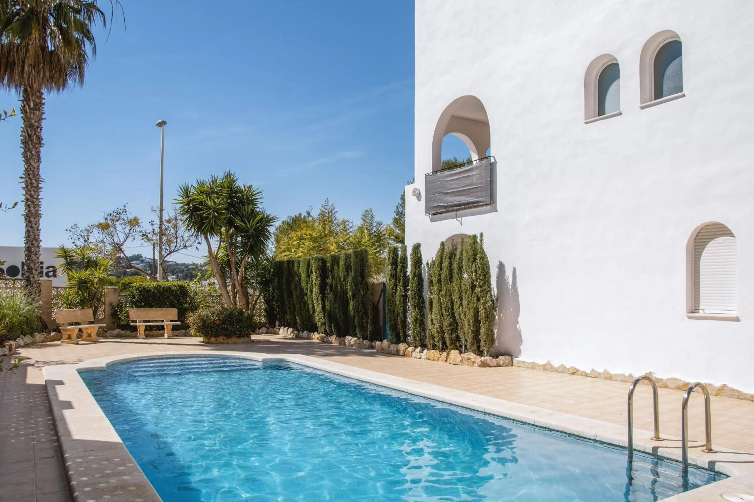 Swimming pool in Ático Salonica