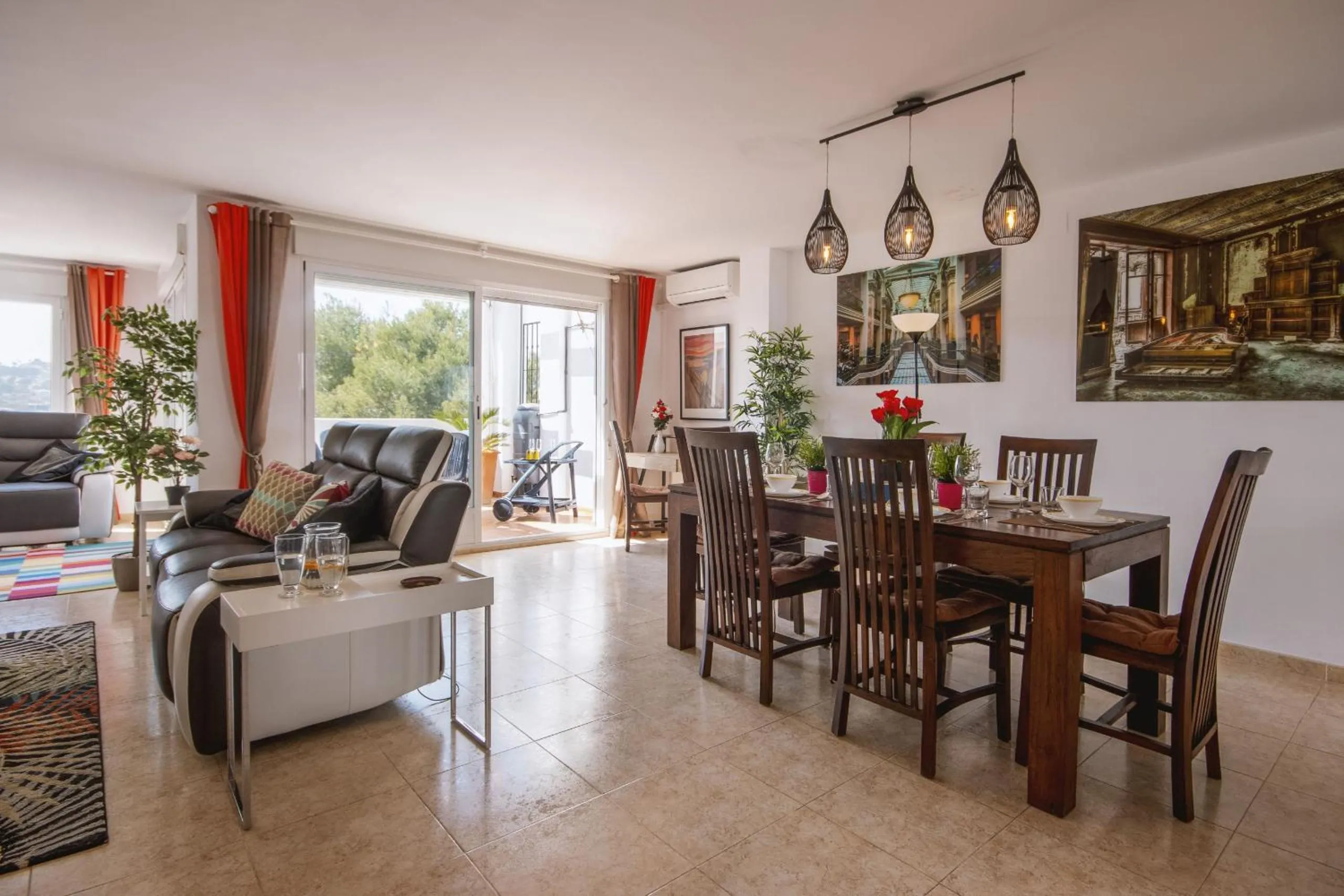 Dining area in Ático Salonica