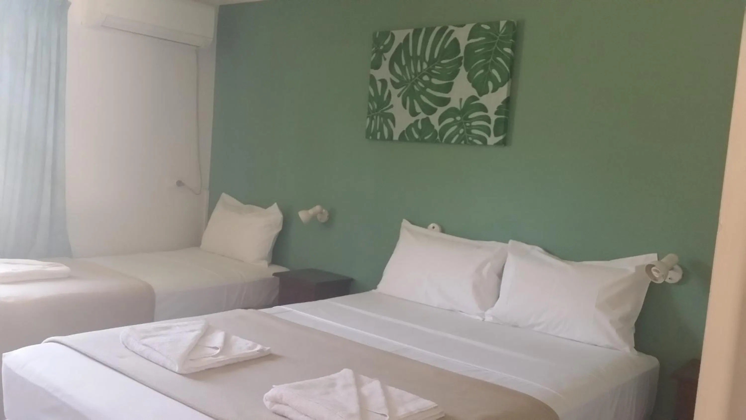 Bed in Mackay Motor Inn