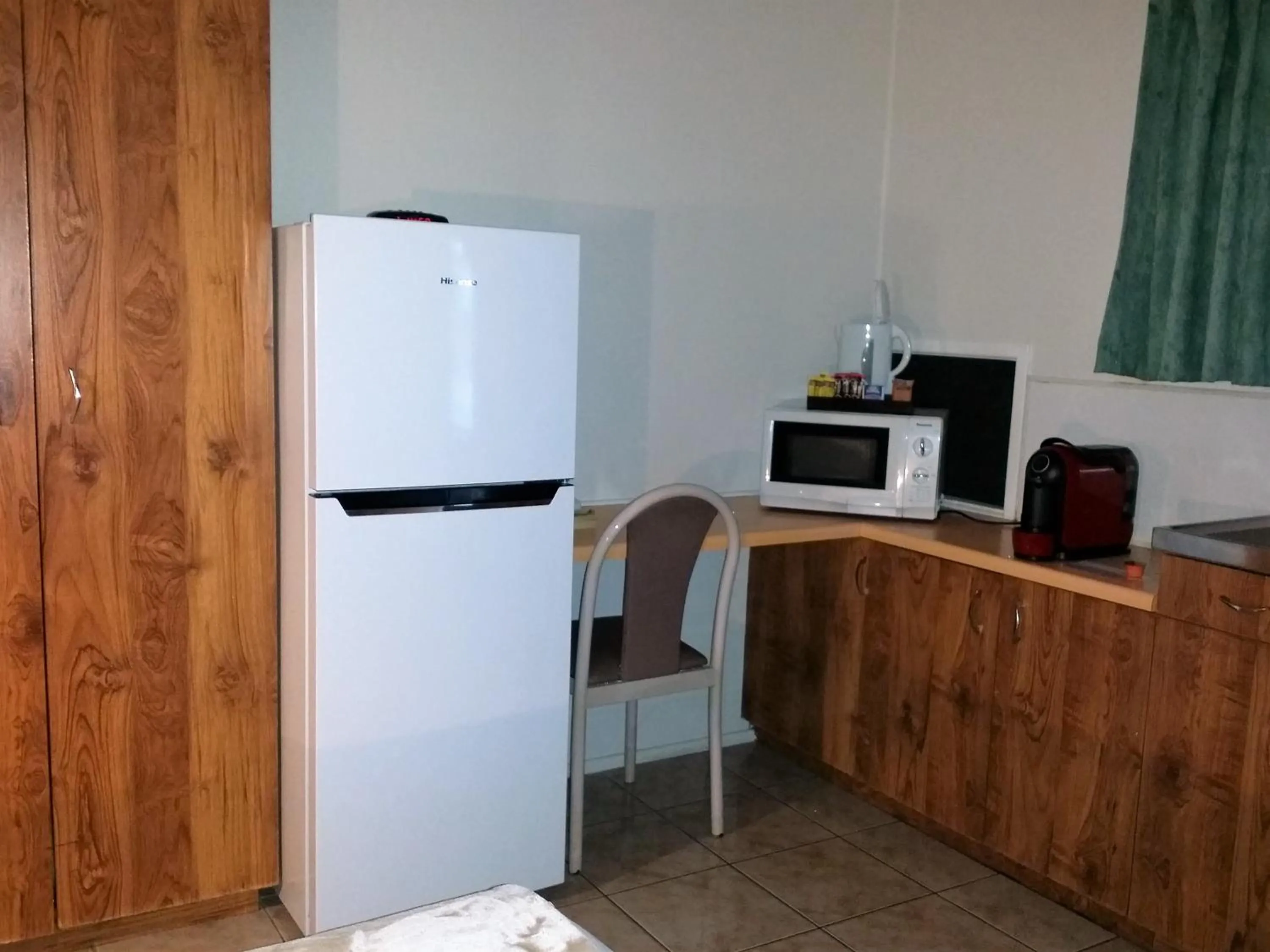 Coffee/tea facilities in Mackay Motor Inn