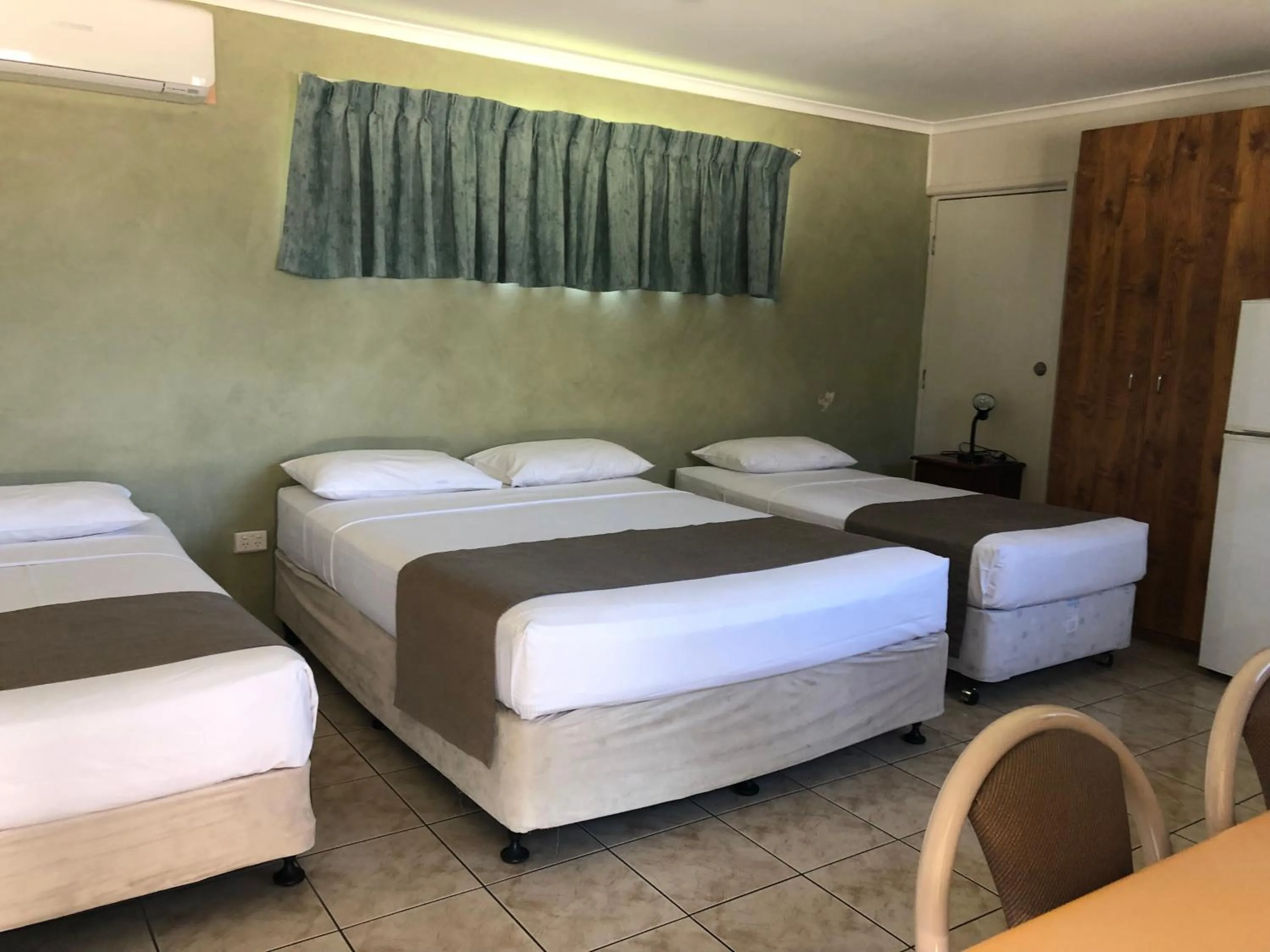 Bed in Mackay Motor Inn