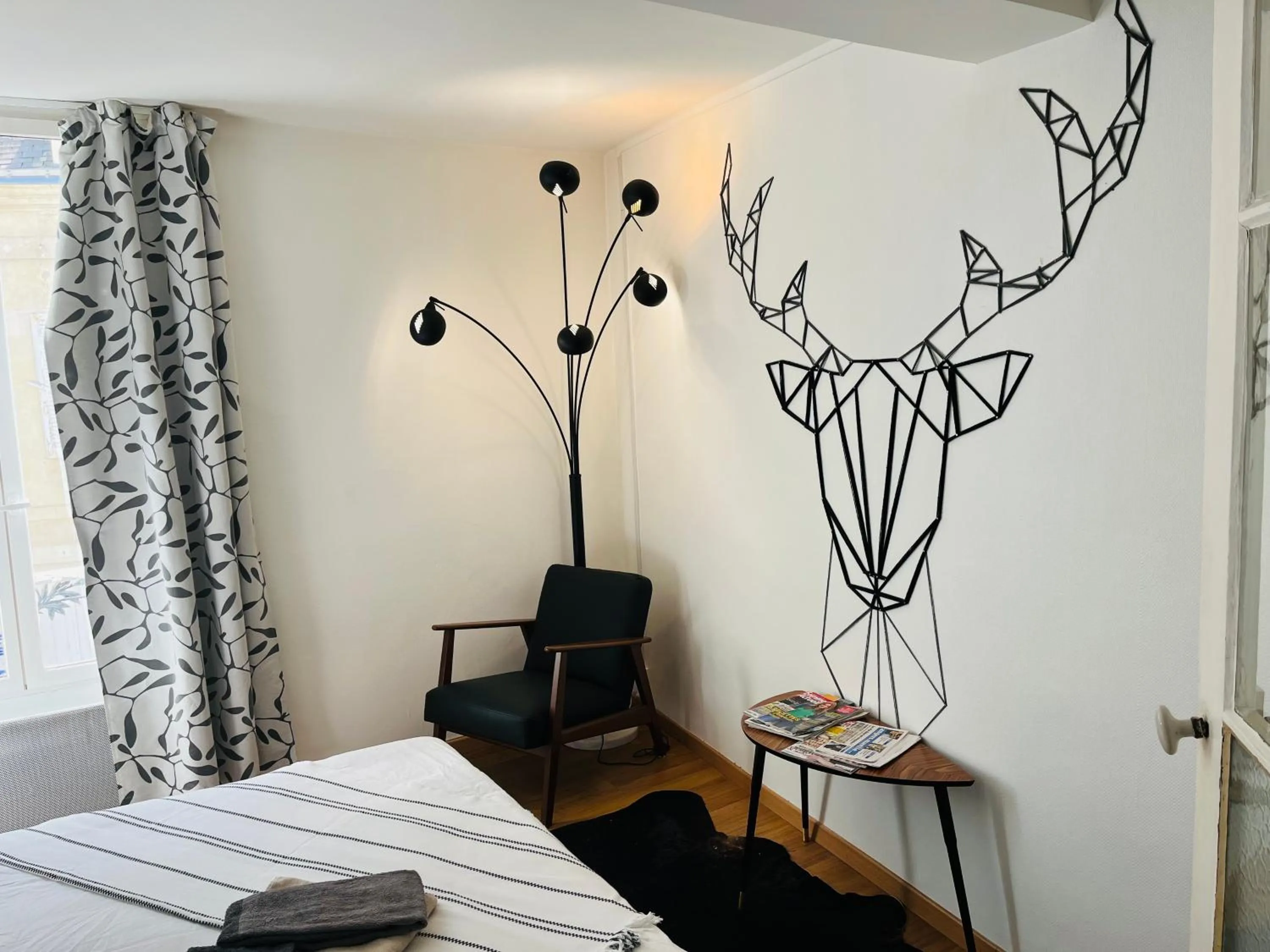 Bedroom, Bed in Chez mimie les hôtes