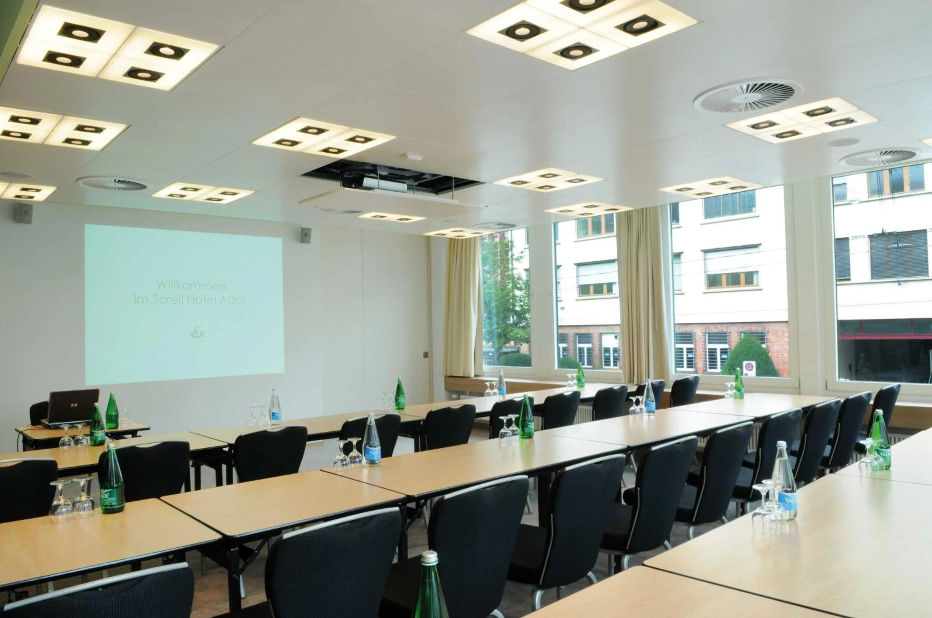 Banquet/Function facilities in Sorell Business Hotel Ador Bern