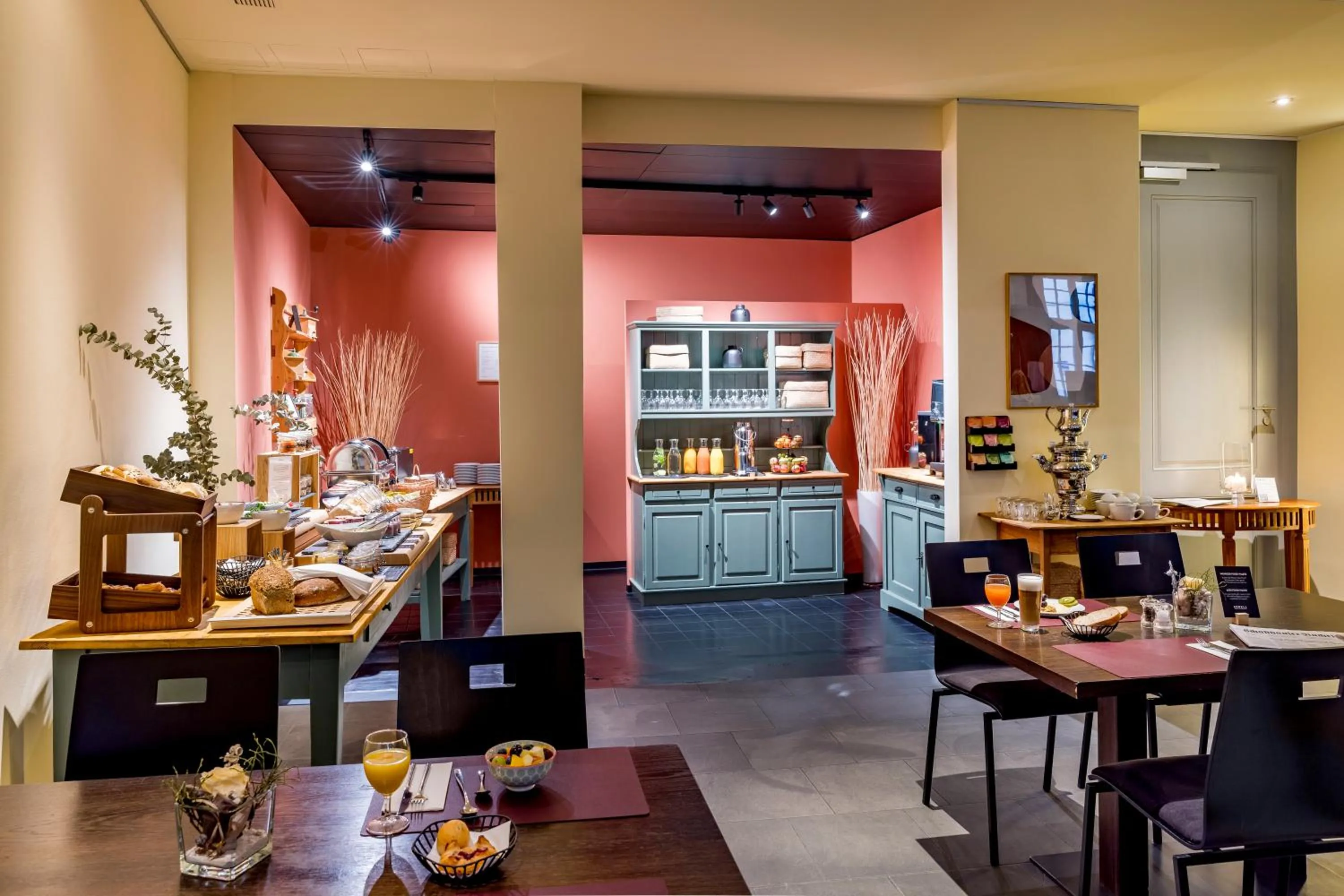 Restaurant/places to eat in Boutique-Hotel Rüden