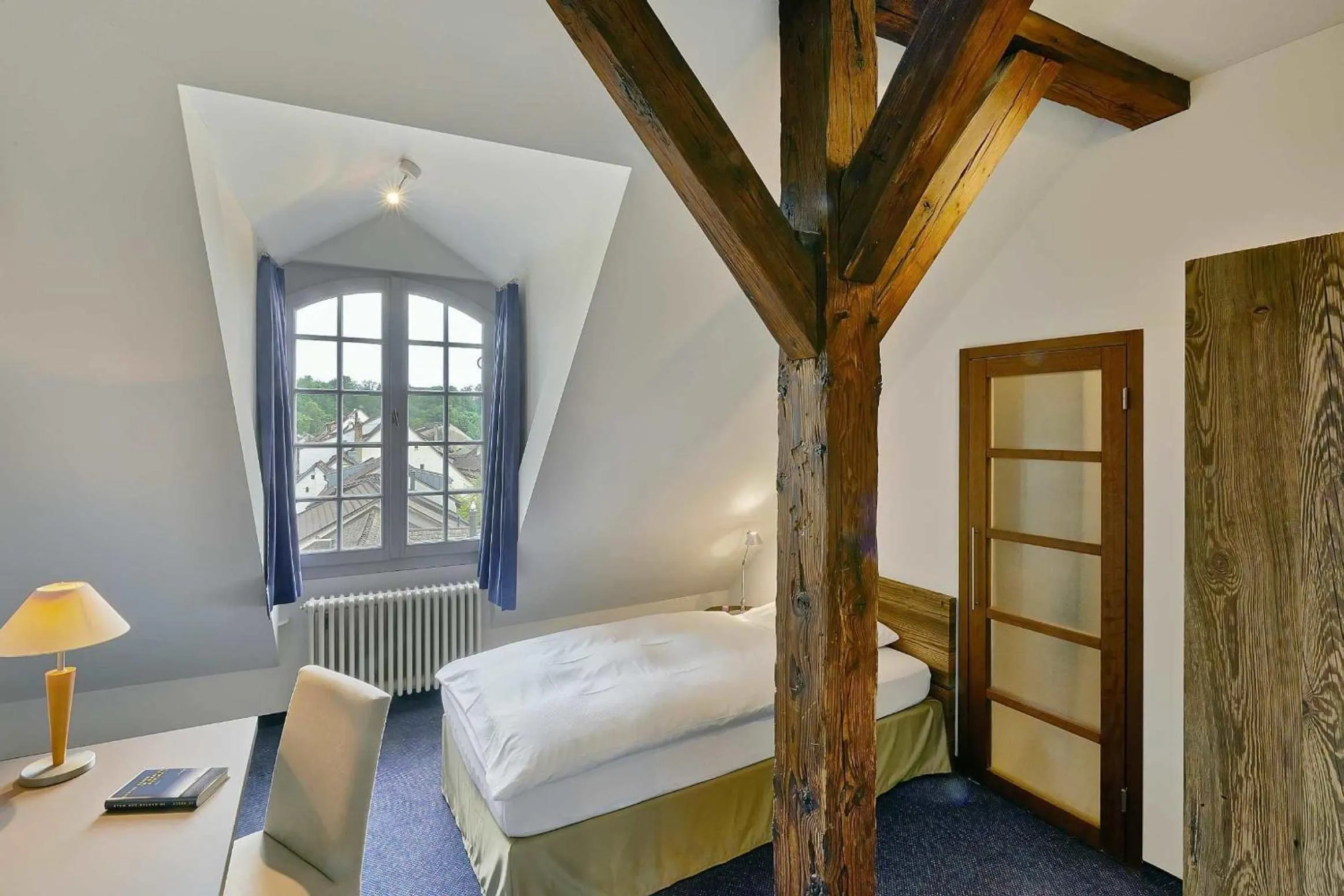 Photo of the whole room, Bed in Boutique-Hotel Rüden