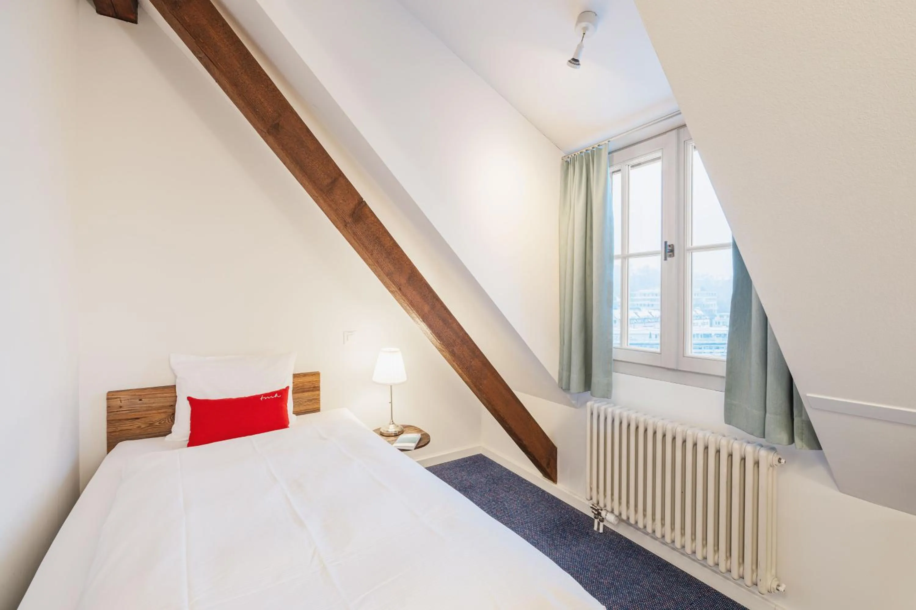 Bed in Tailormade Hotel RÜDEN Schaffhausen