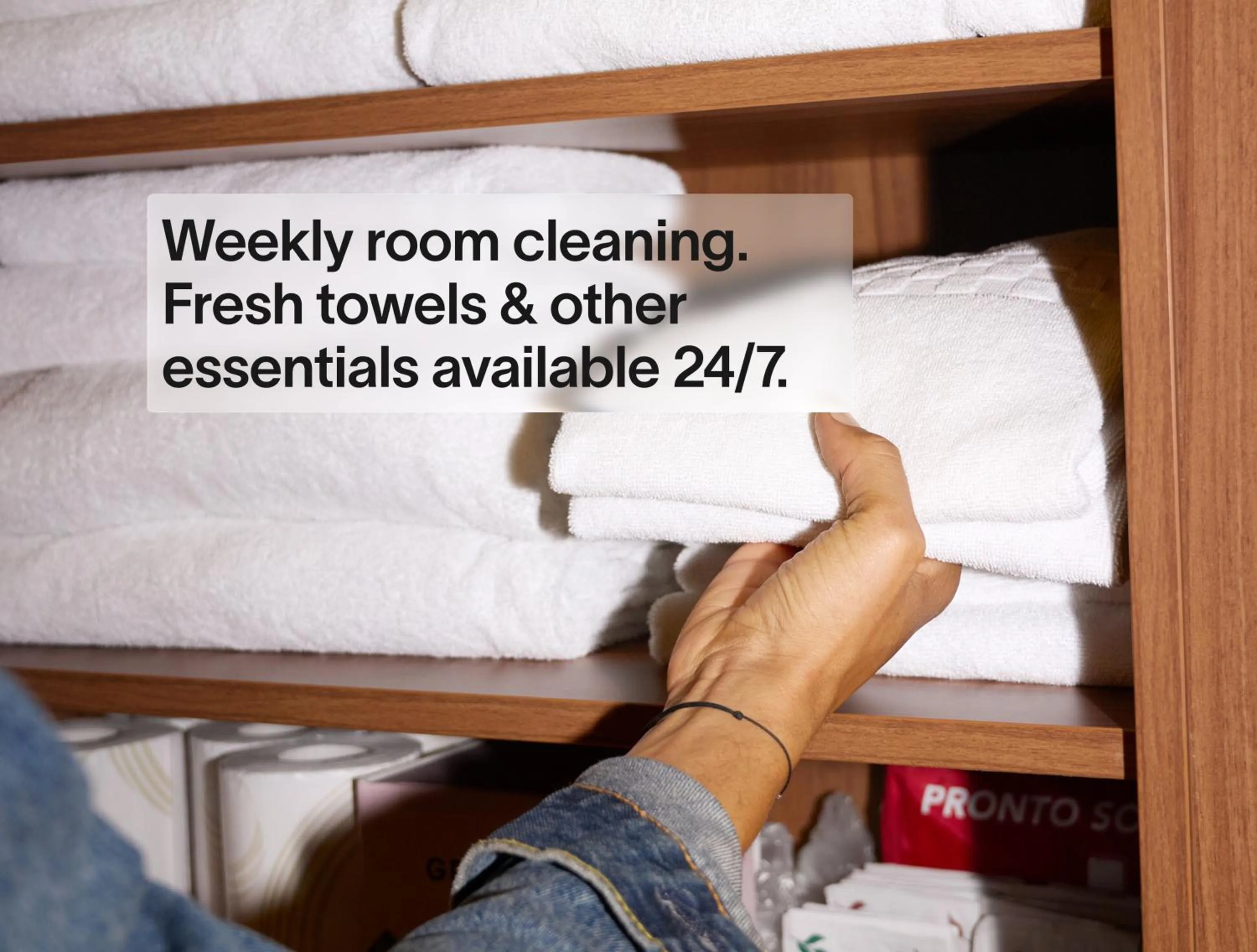 Text overlay in Base Apartments