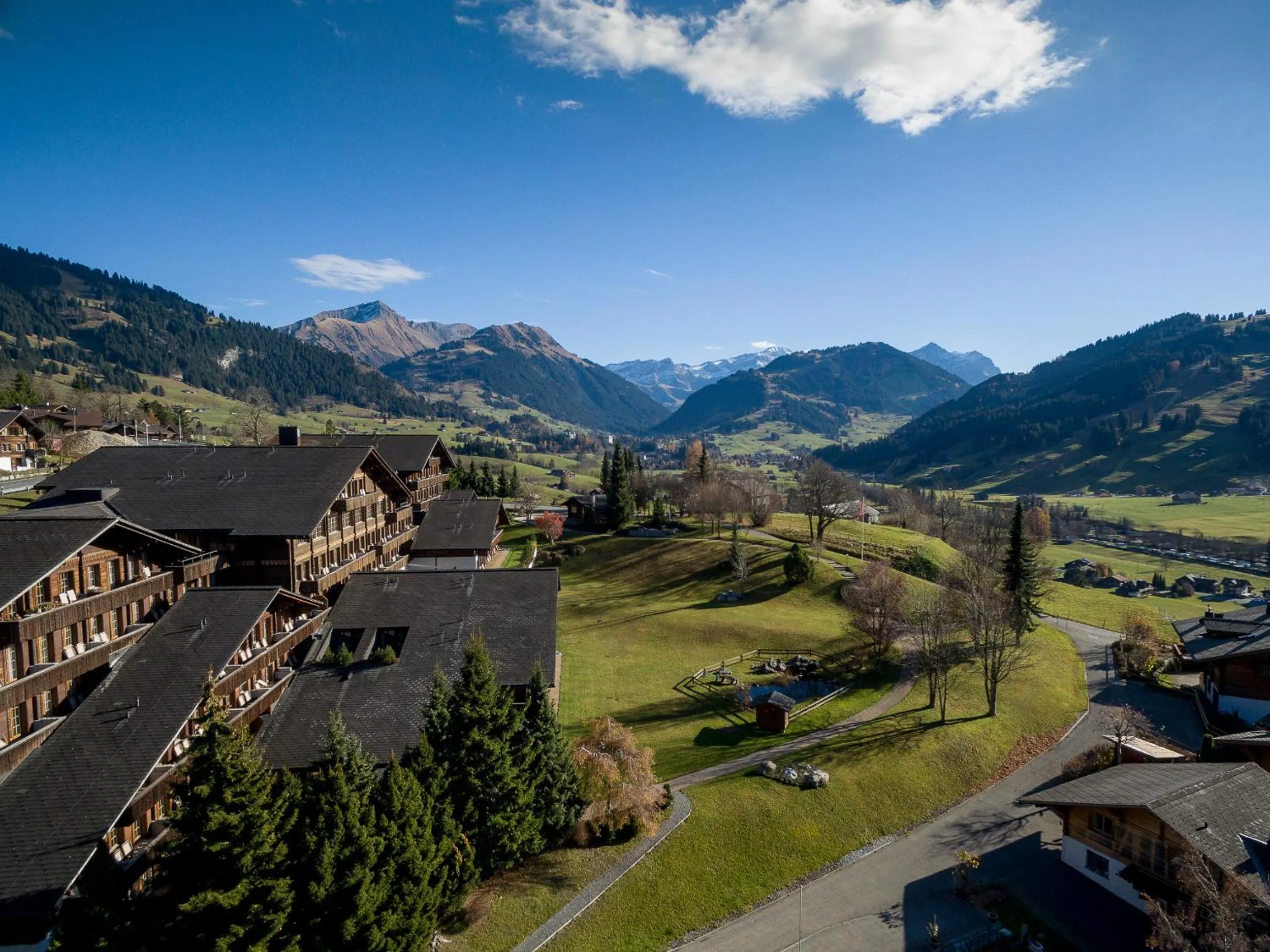Property building in HUUS Gstaad